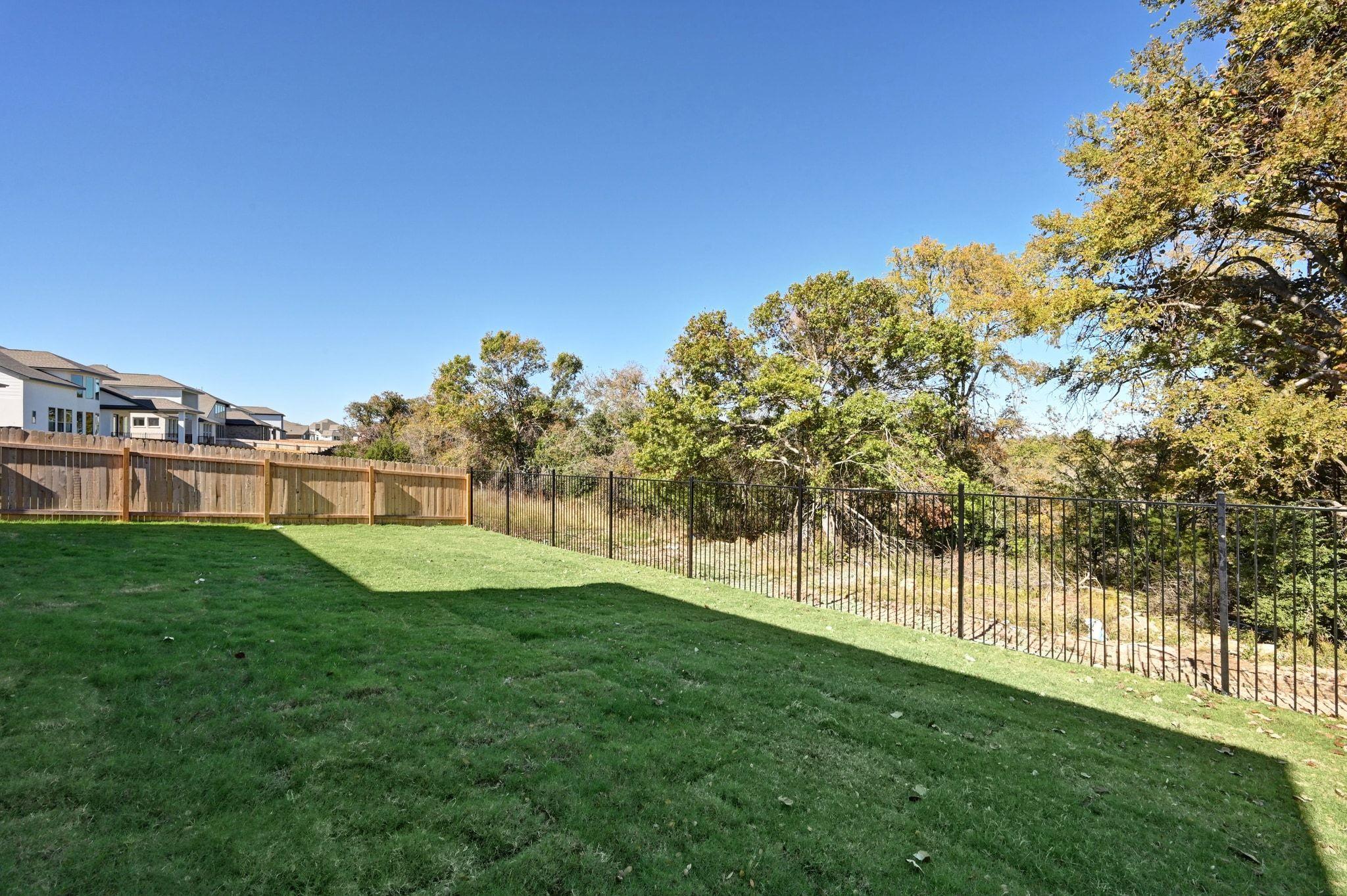 180 Montecilo Dr, Liberty Hill, TX 78642