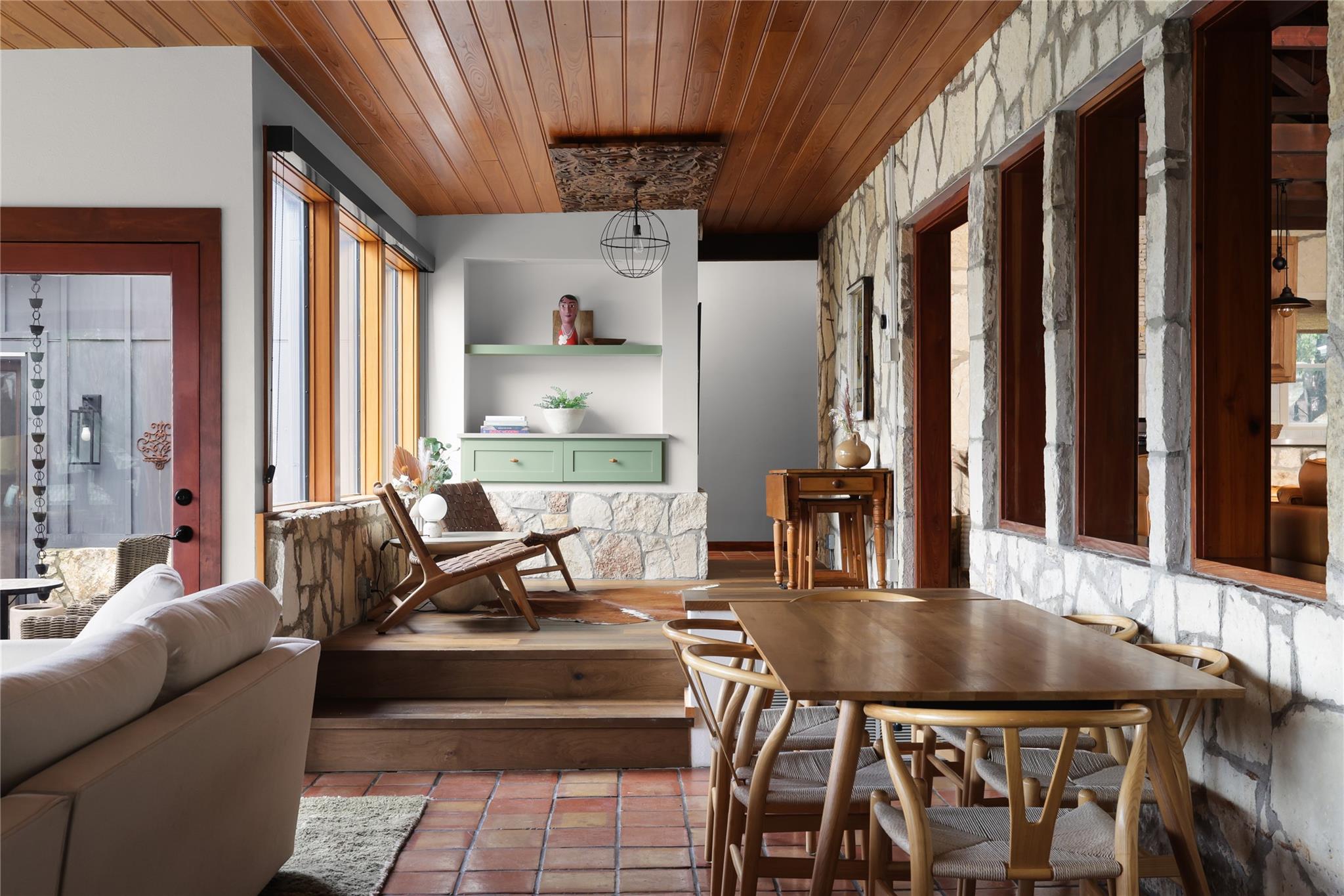 19745 Lakehurst Loop, Spicewood, TX 78669