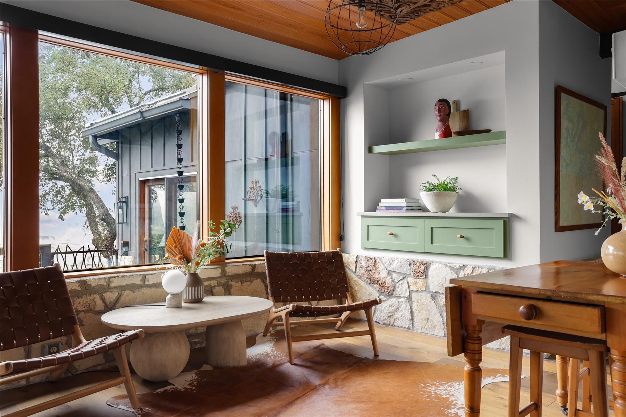 19745 Lakehurst Loop, Spicewood, TX 78669