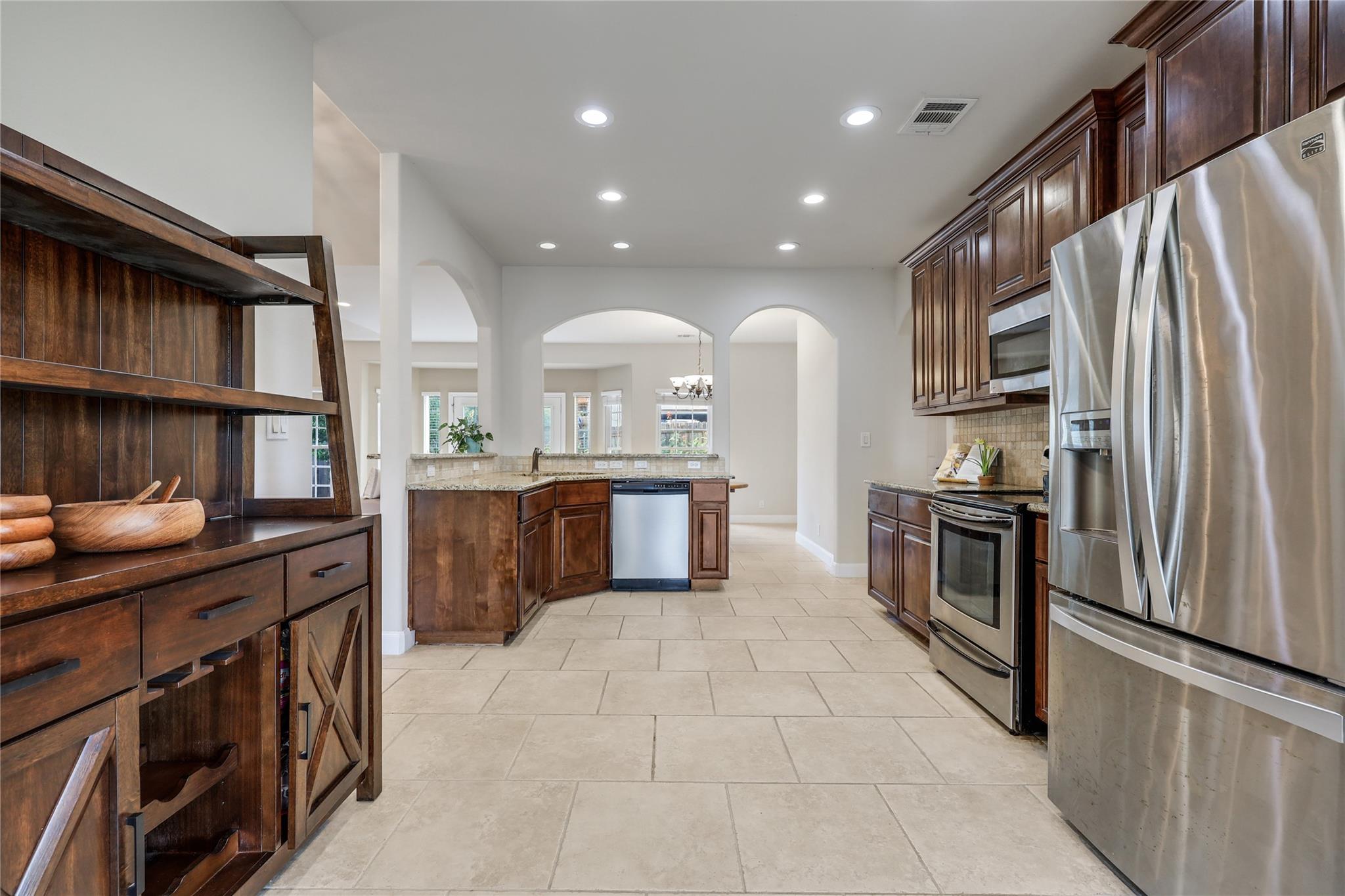 20638 Highland Lake Dr, Lago Vista, TX 78645