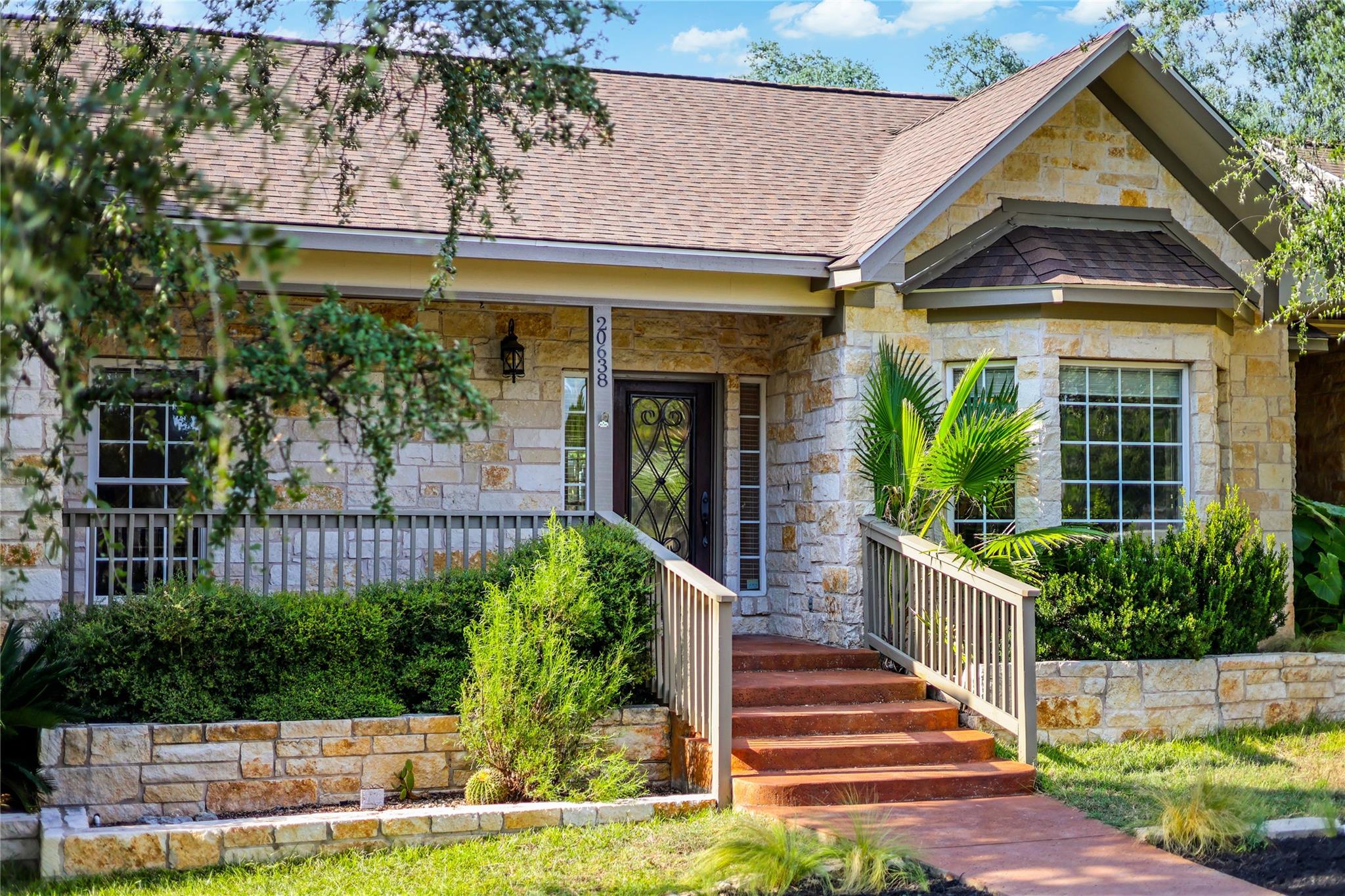 20638 Highland Lake Dr, Lago Vista, TX 78645