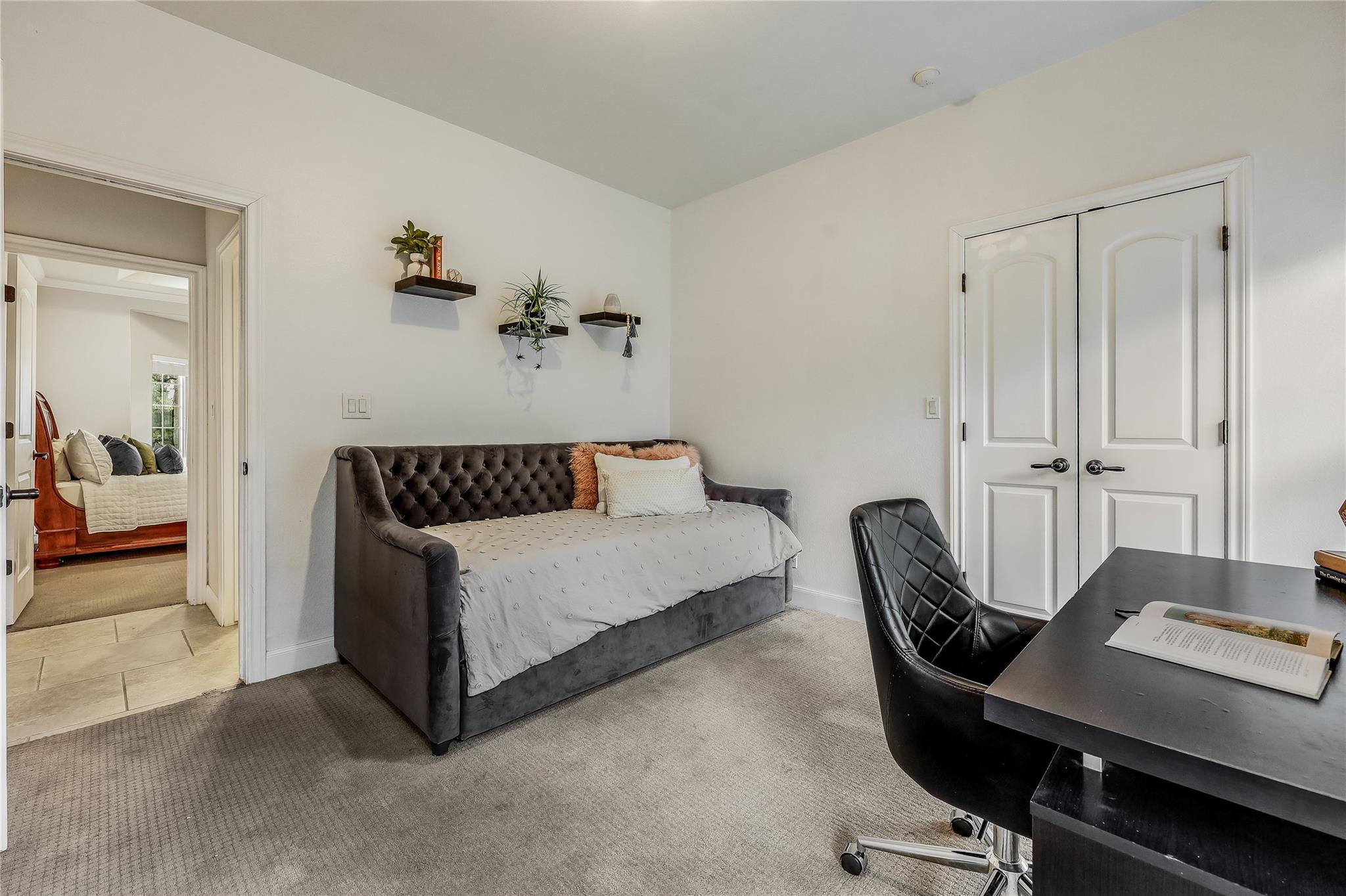 20638 Highland Lake Dr, Lago Vista, TX 78645