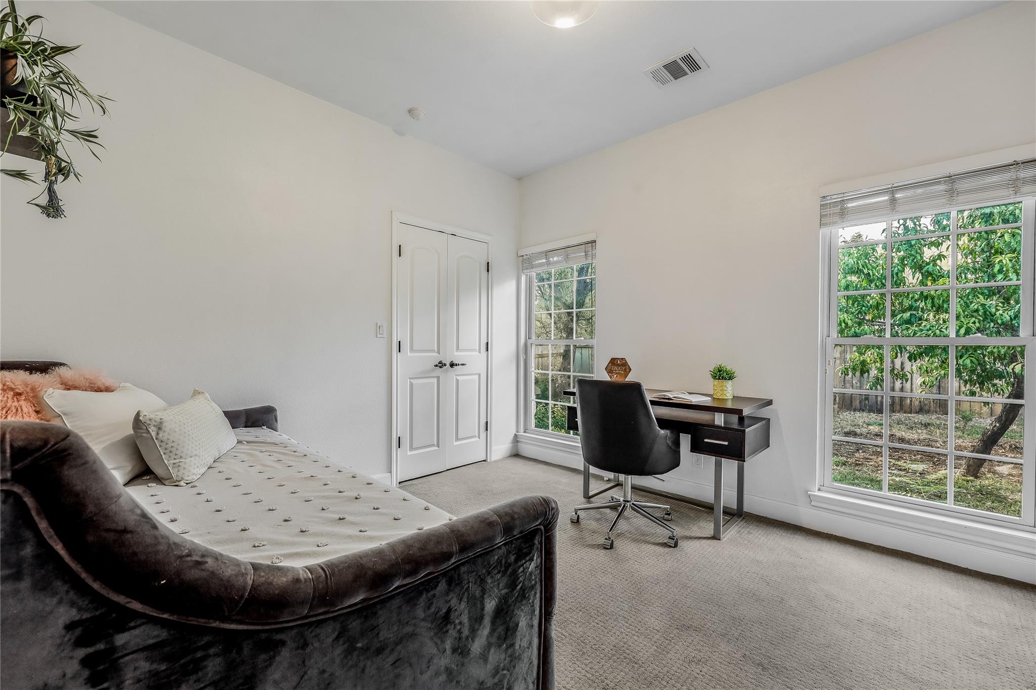 20638 Highland Lake Dr, Lago Vista, TX 78645