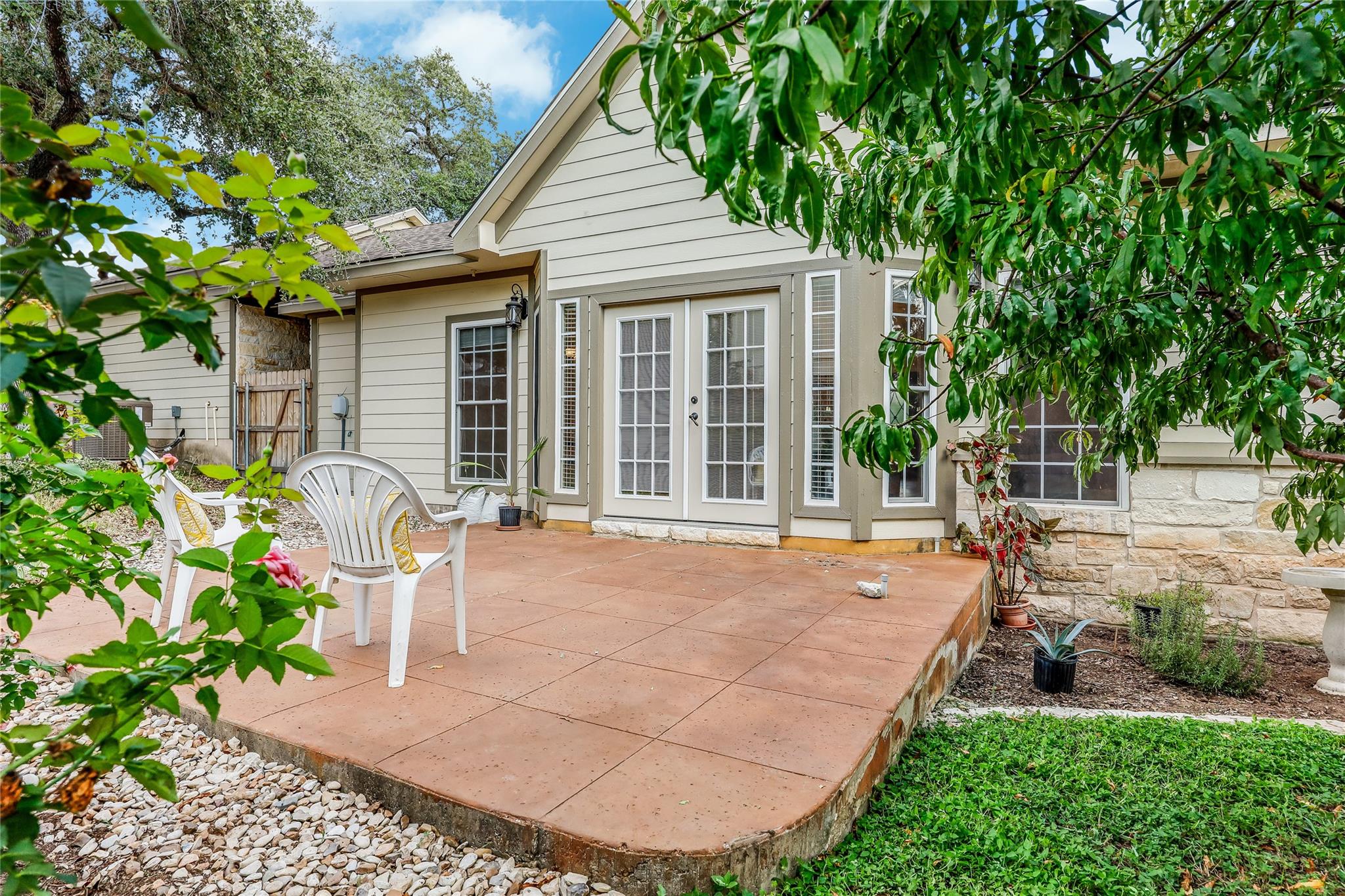 20638 Highland Lake Dr, Lago Vista, TX 78645