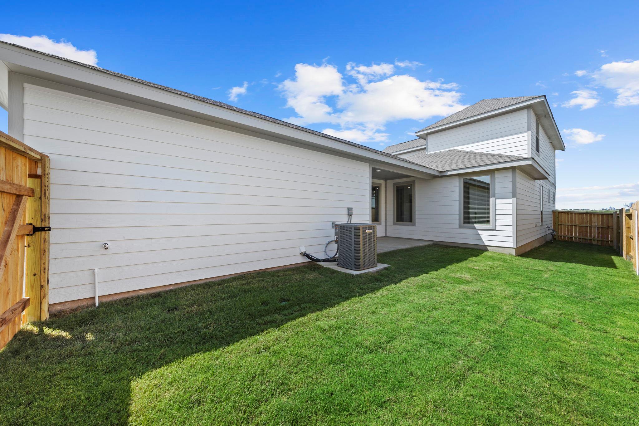 641 Salamander St, San Marcos, TX 78666