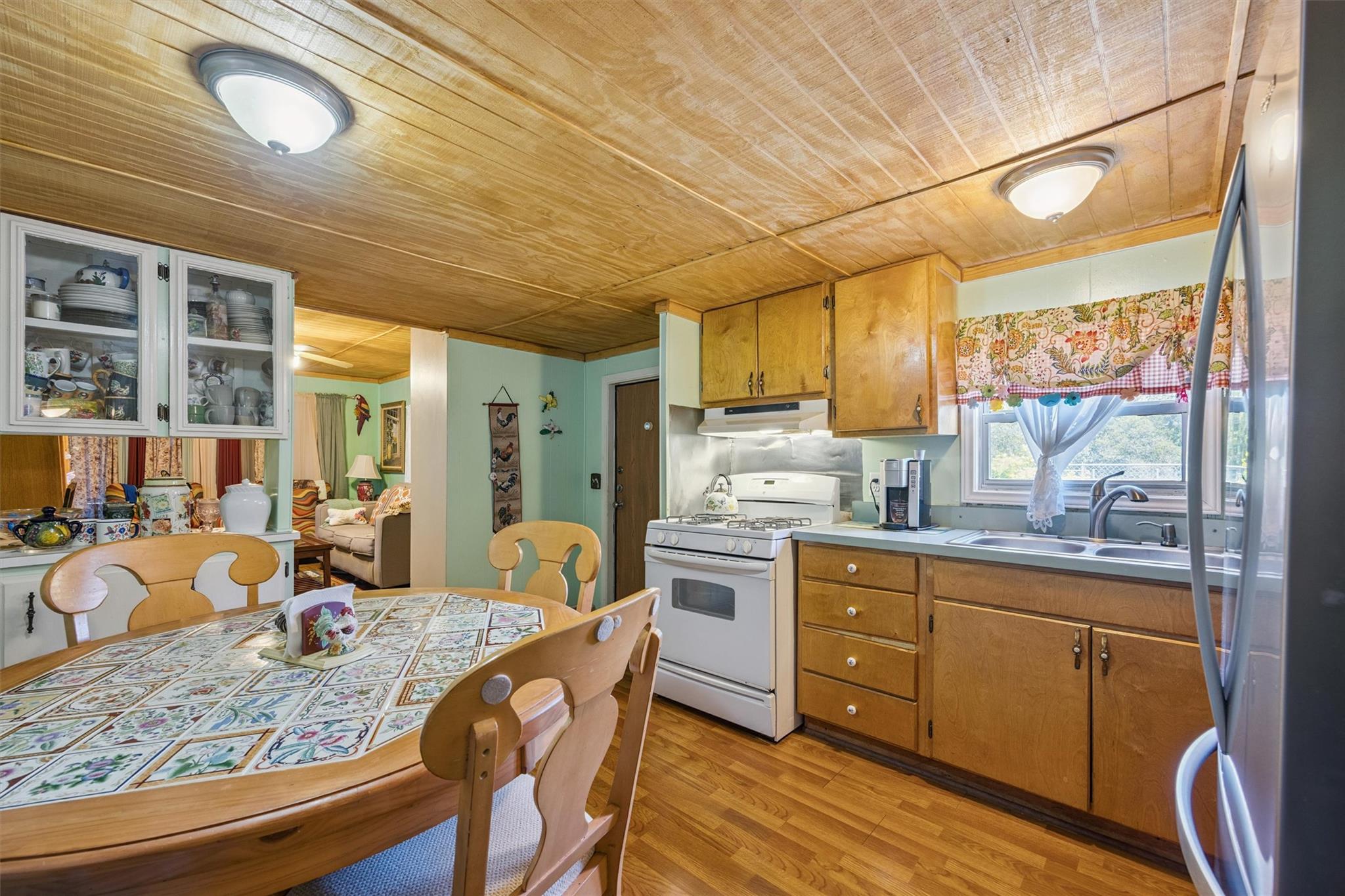 11103 Hialeah St, Del Valle, TX 78617