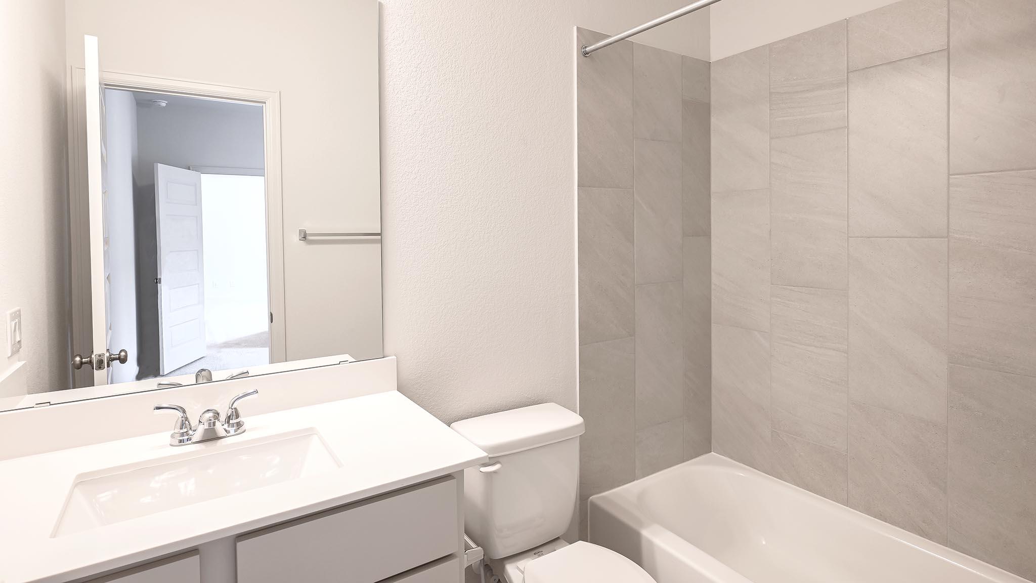 608 Bay Breeze Dr, Kyle, TX 78640