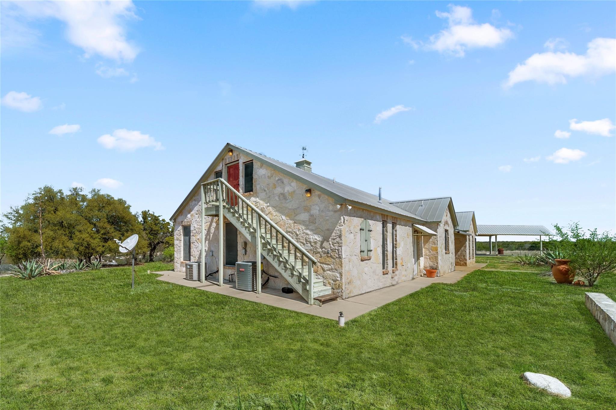 1428 Seven Springs Drive Dr, Junction, TX 76849