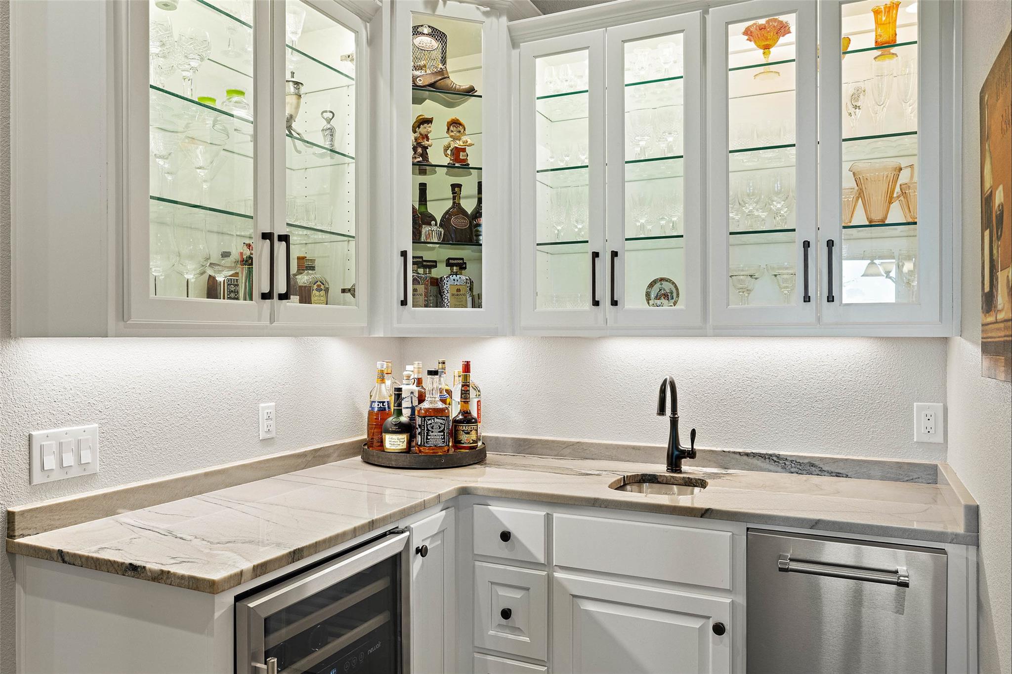 234 Elk Run Cv, Blanco, TX 78606