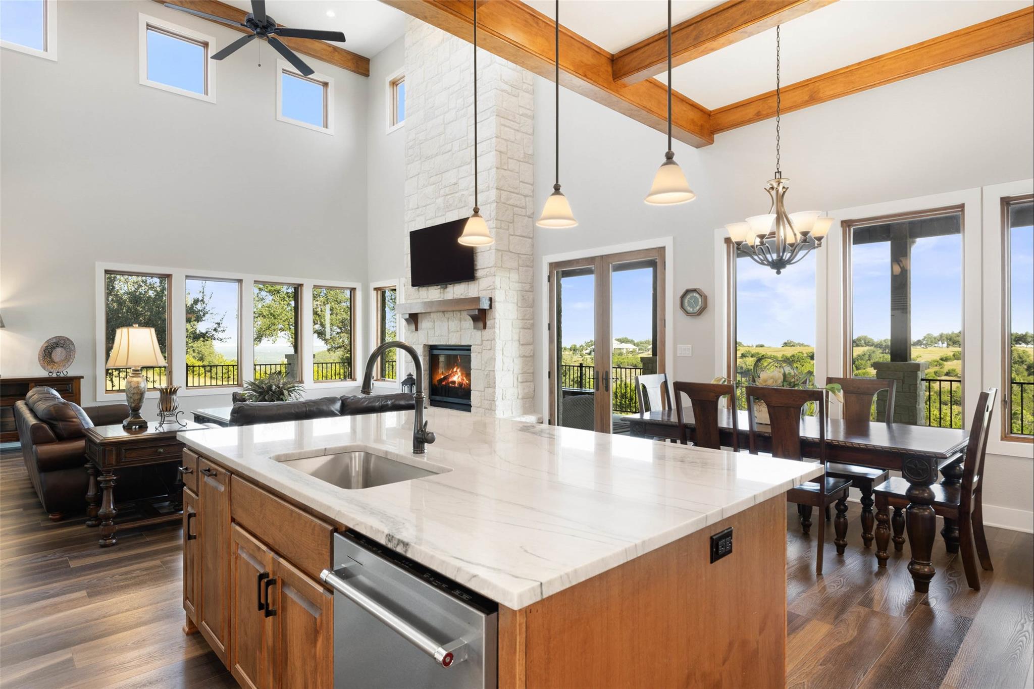 234 Elk Run Cv, Blanco, TX 78606