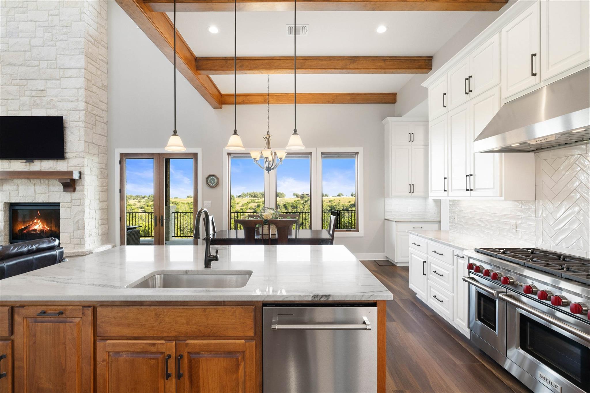 234 Elk Run Cv, Blanco, TX 78606