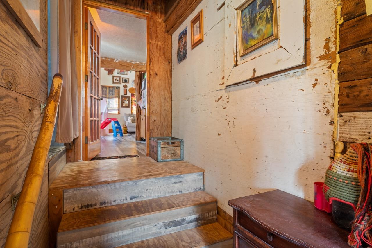 501 Limestone Ln, Driftwood, TX 78619