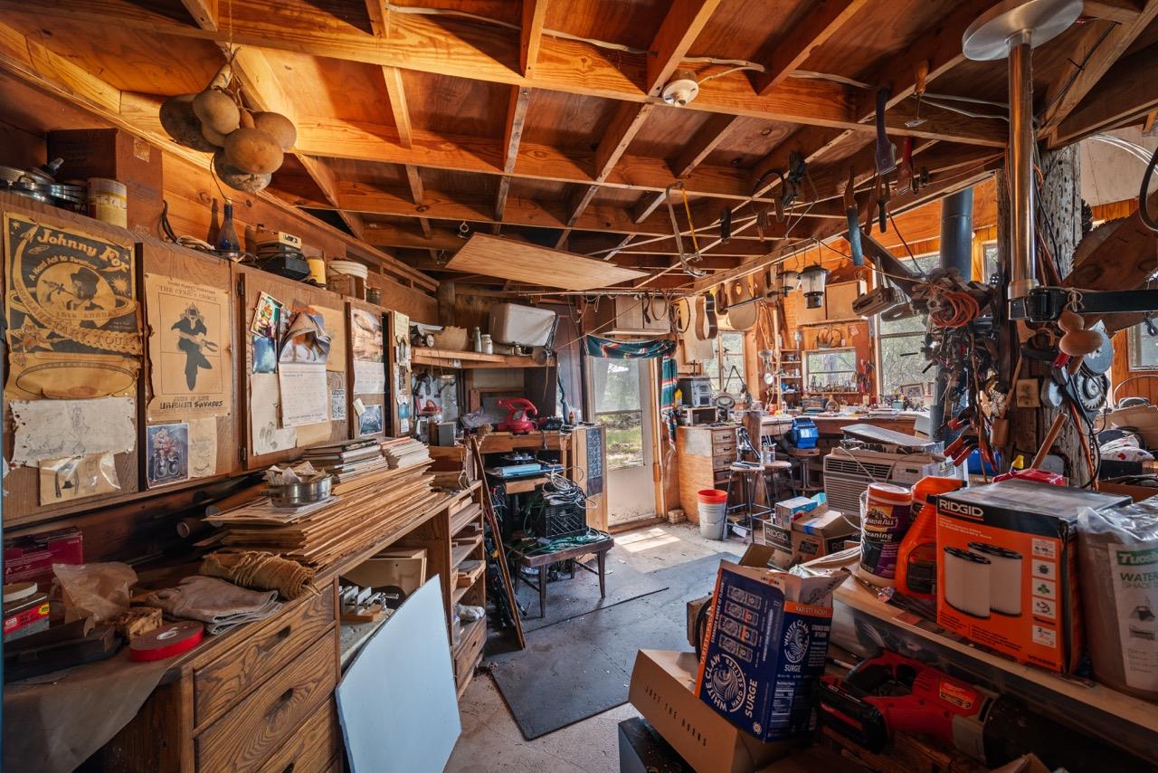 501 Limestone Ln, Driftwood, TX 78619