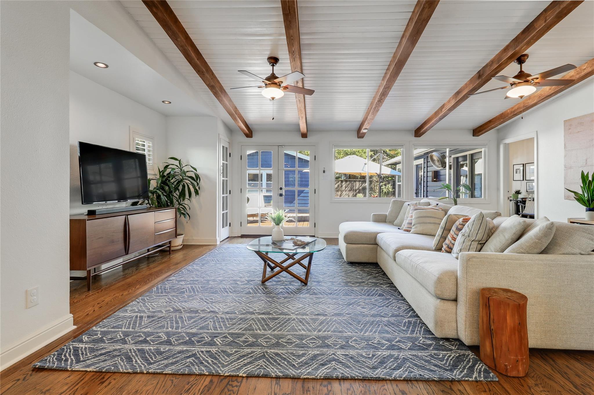 2908 Perry Ln, Austin, TX 78731