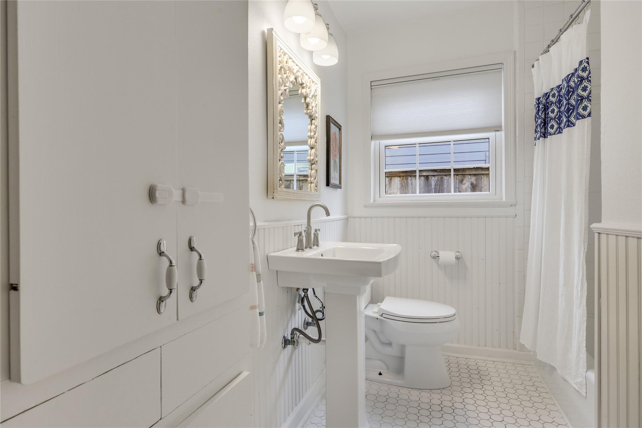 2908 Perry Ln, Austin, TX 78731