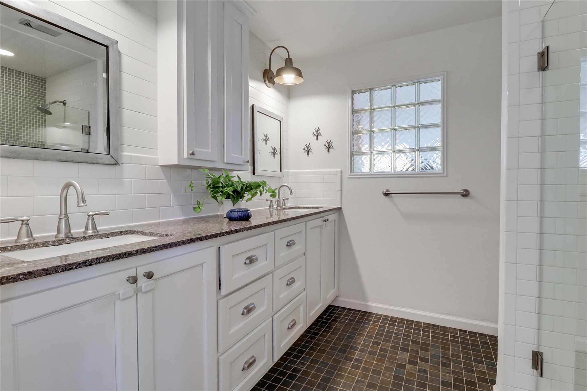 2908 Perry Ln, Austin, TX 78731