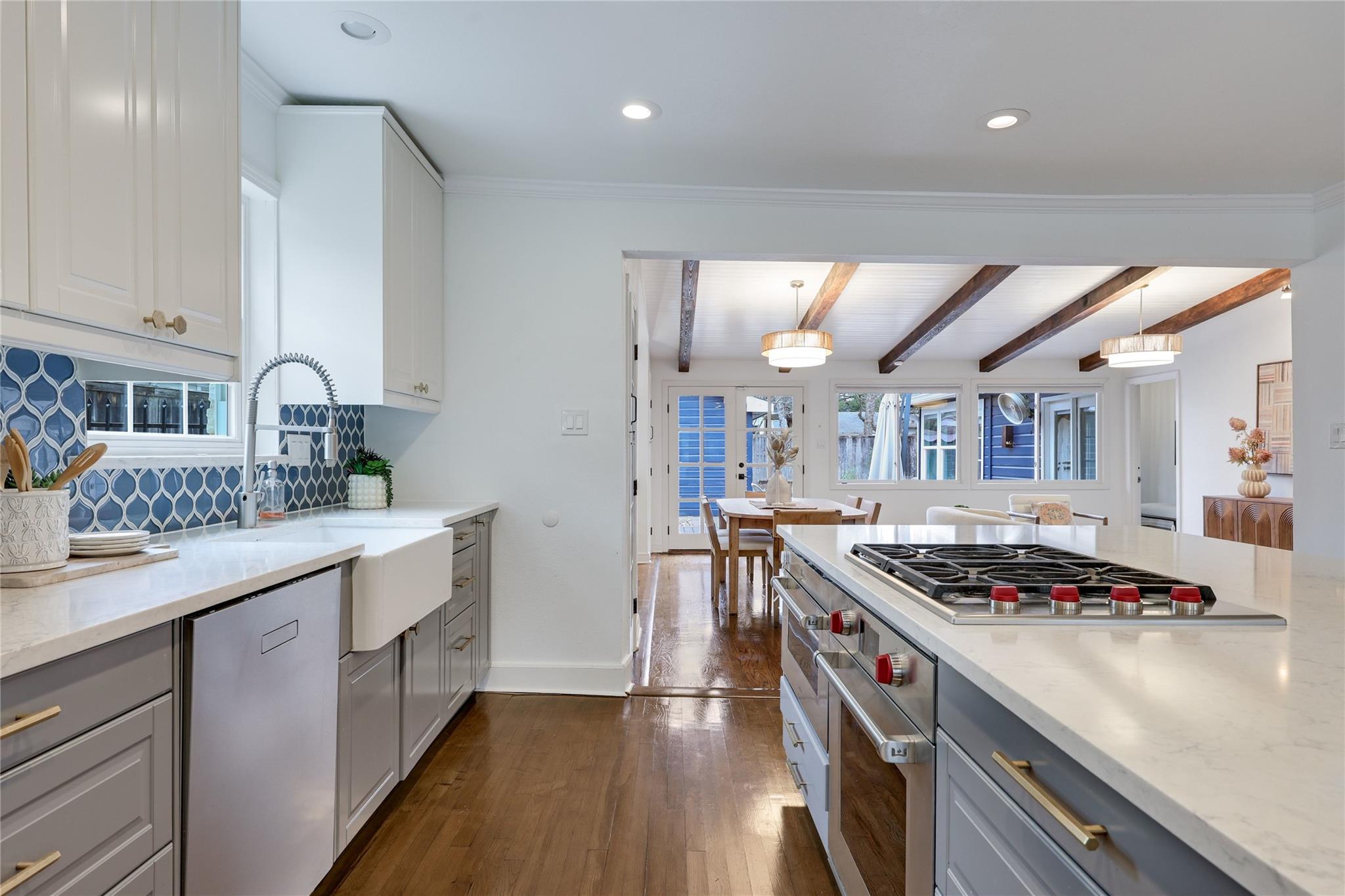 2908 Perry Ln, Austin, TX 78731