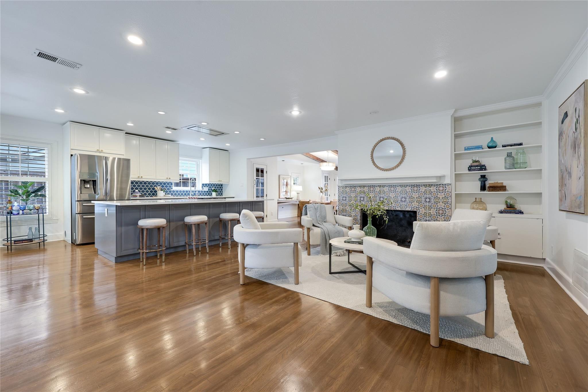 2908 Perry Ln, Austin, TX 78731