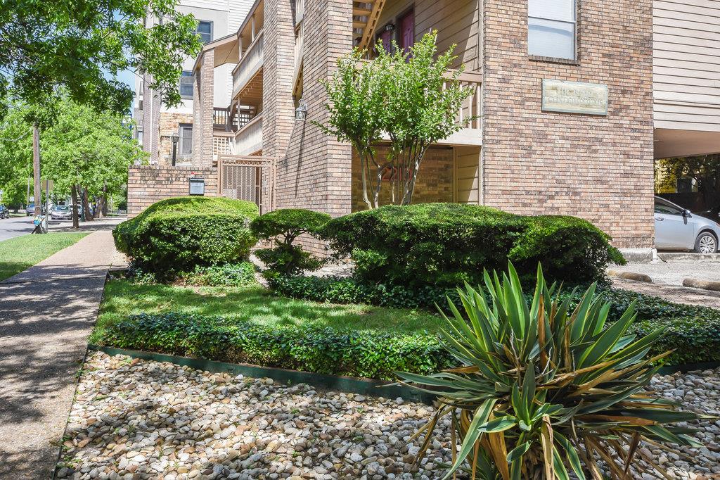 2210 Pearl St # 204, Austin, TX 78705