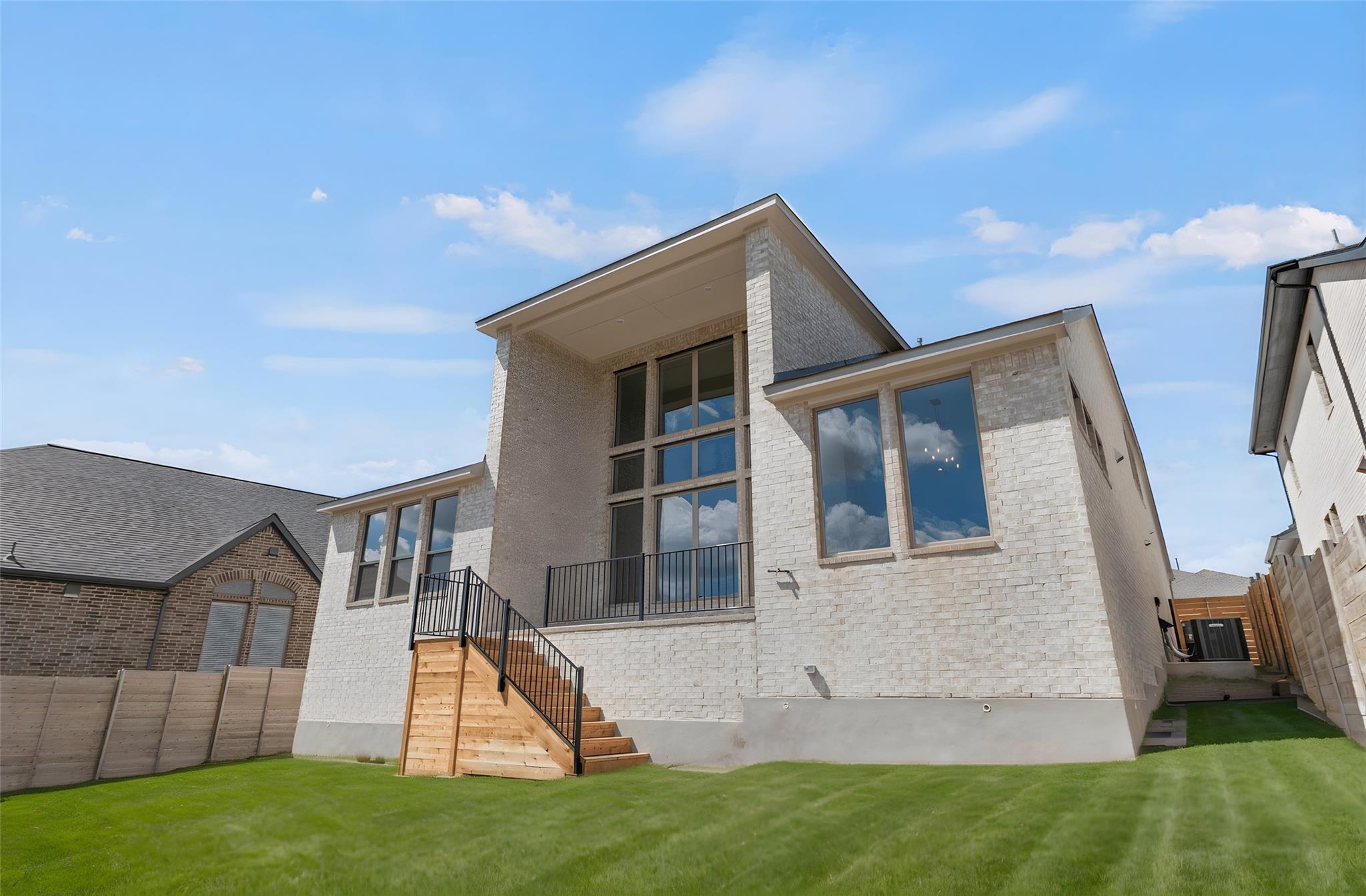 1417 Rodeo Ridge Dr, Georgetown, TX 78628