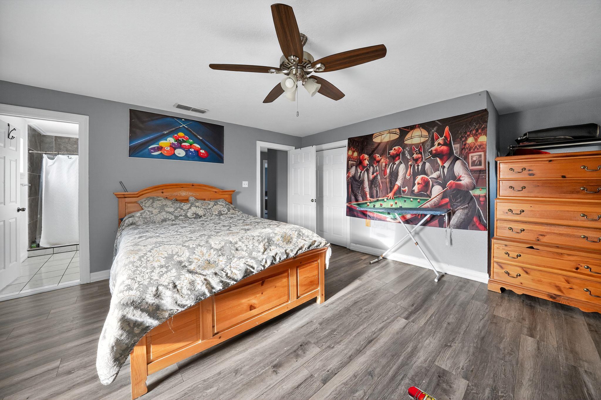 201 W Brazos St, Uvalde, TX 78801