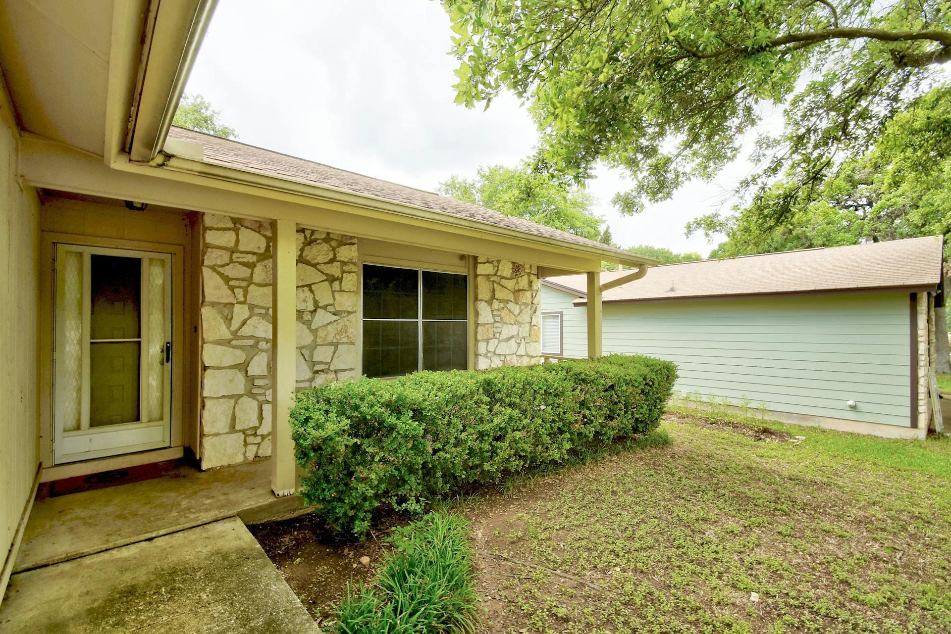 2503 Star Grass Cir, Austin, TX 78745