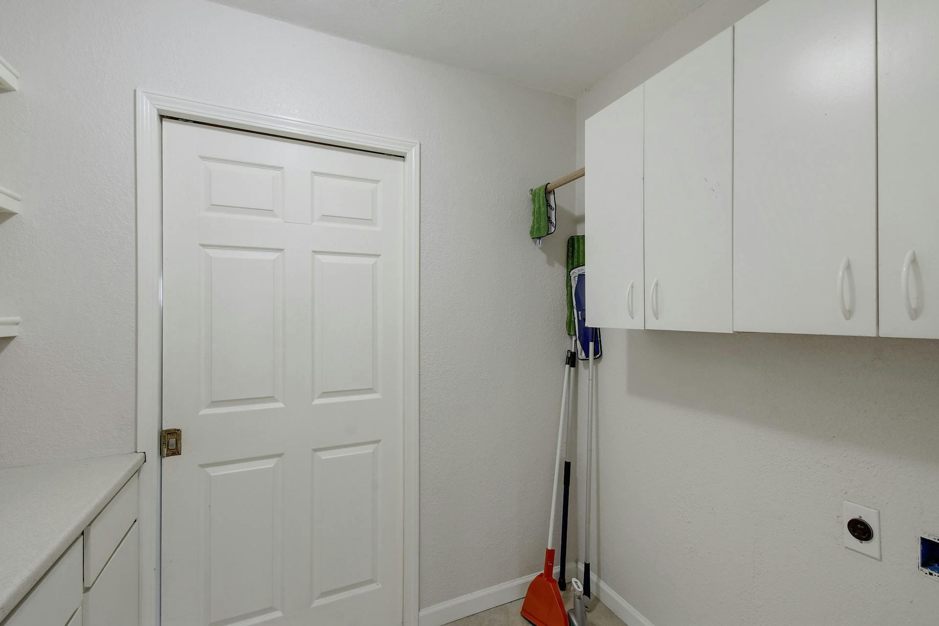 2503 Star Grass Cir, Austin, TX 78745