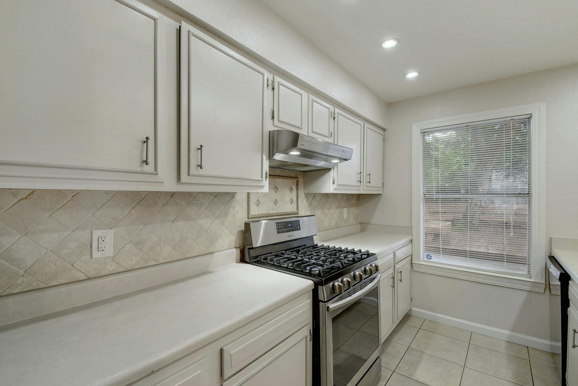 2503 Star Grass Cir, Austin, TX 78745