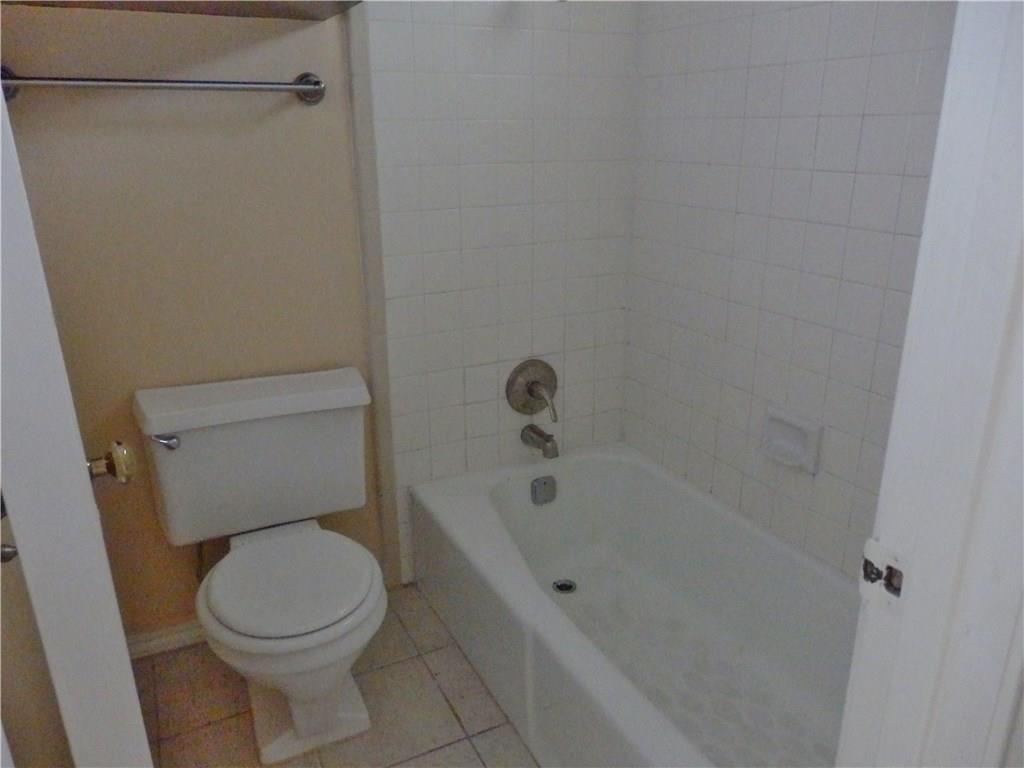 3206 King St # 208, Austin, TX 78705