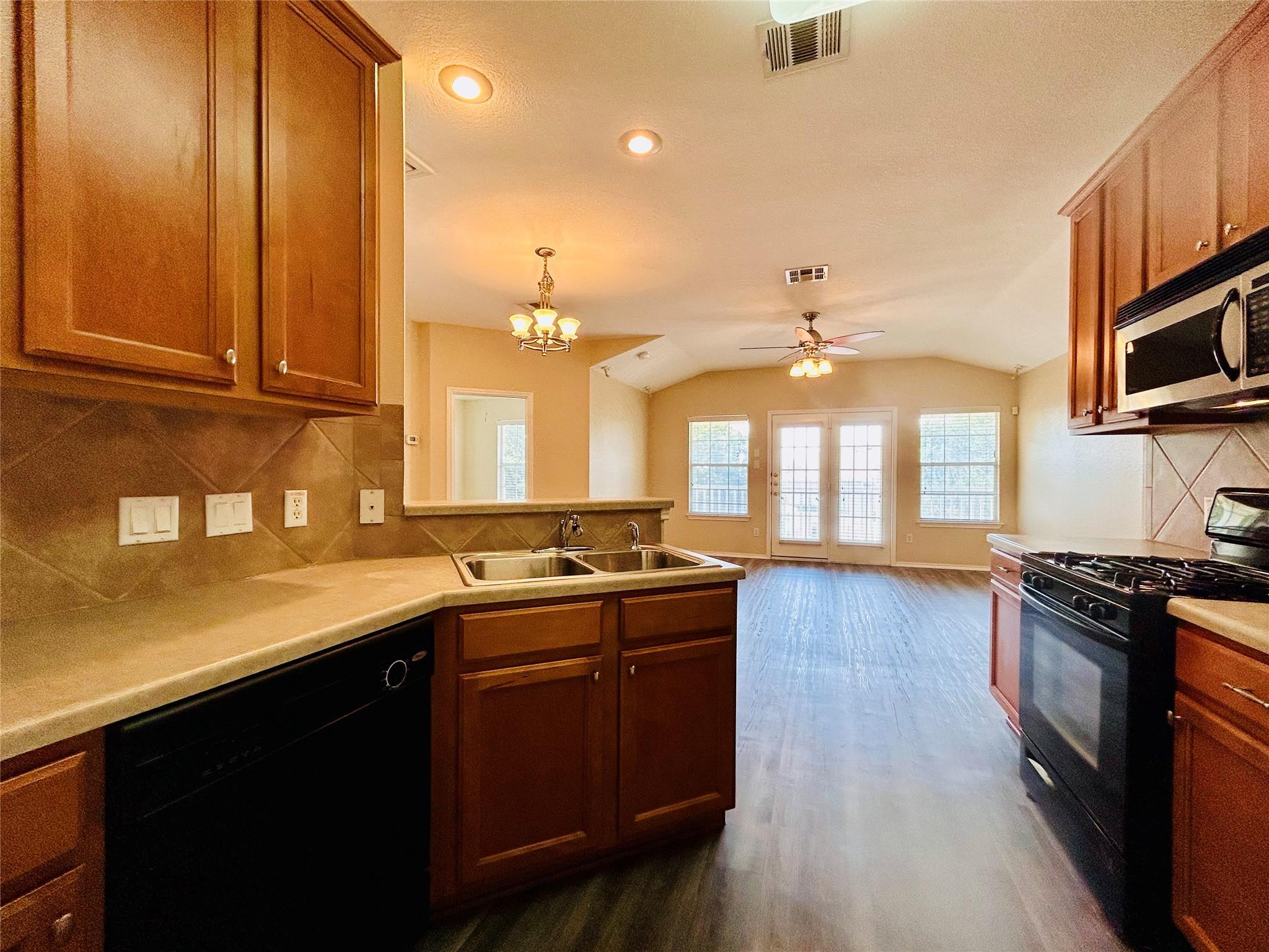 1900 Scofield Ridge Pkwy # 1701, Austin, TX 78727