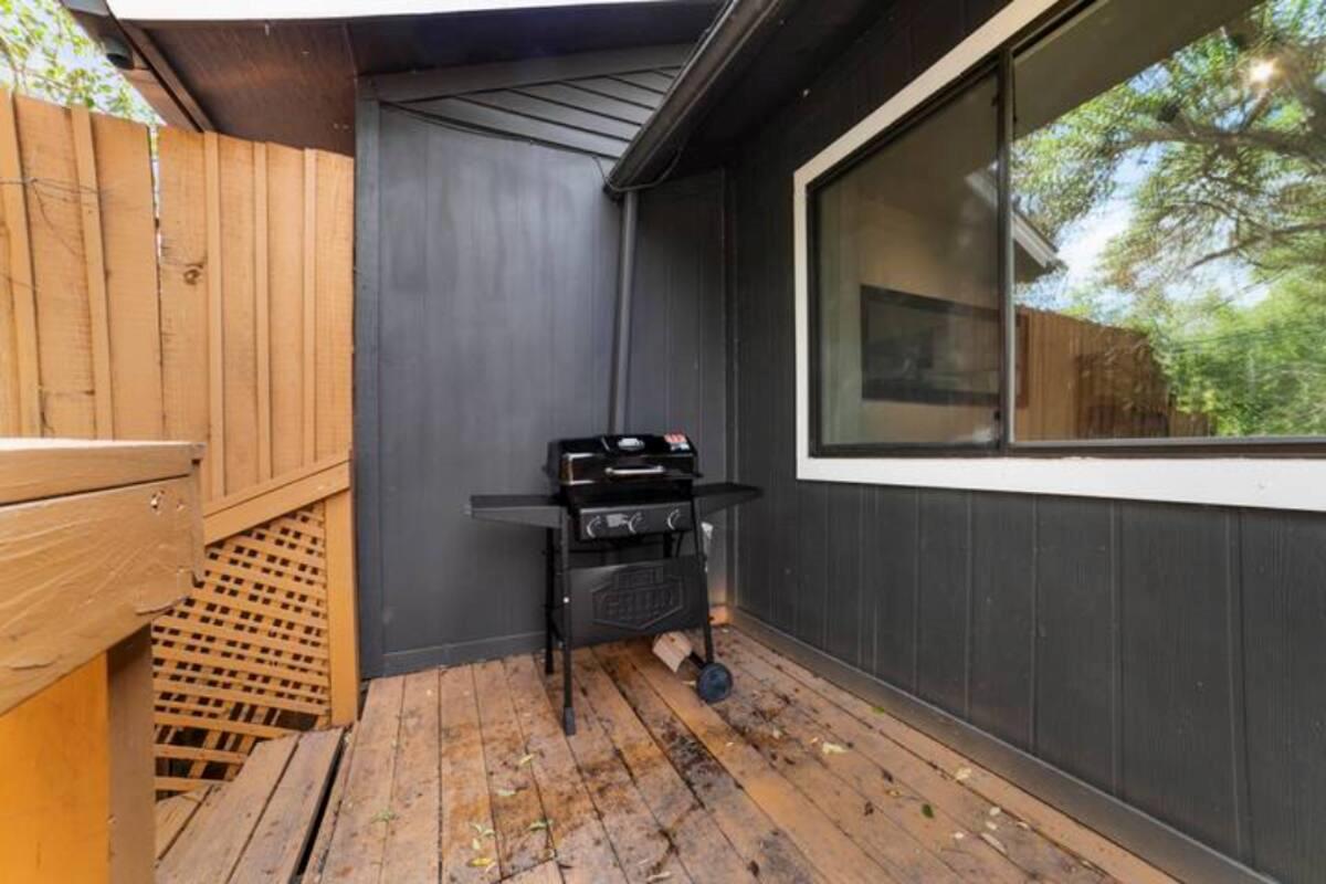 2009 Kenneth Ave # A, Austin, TX 78741