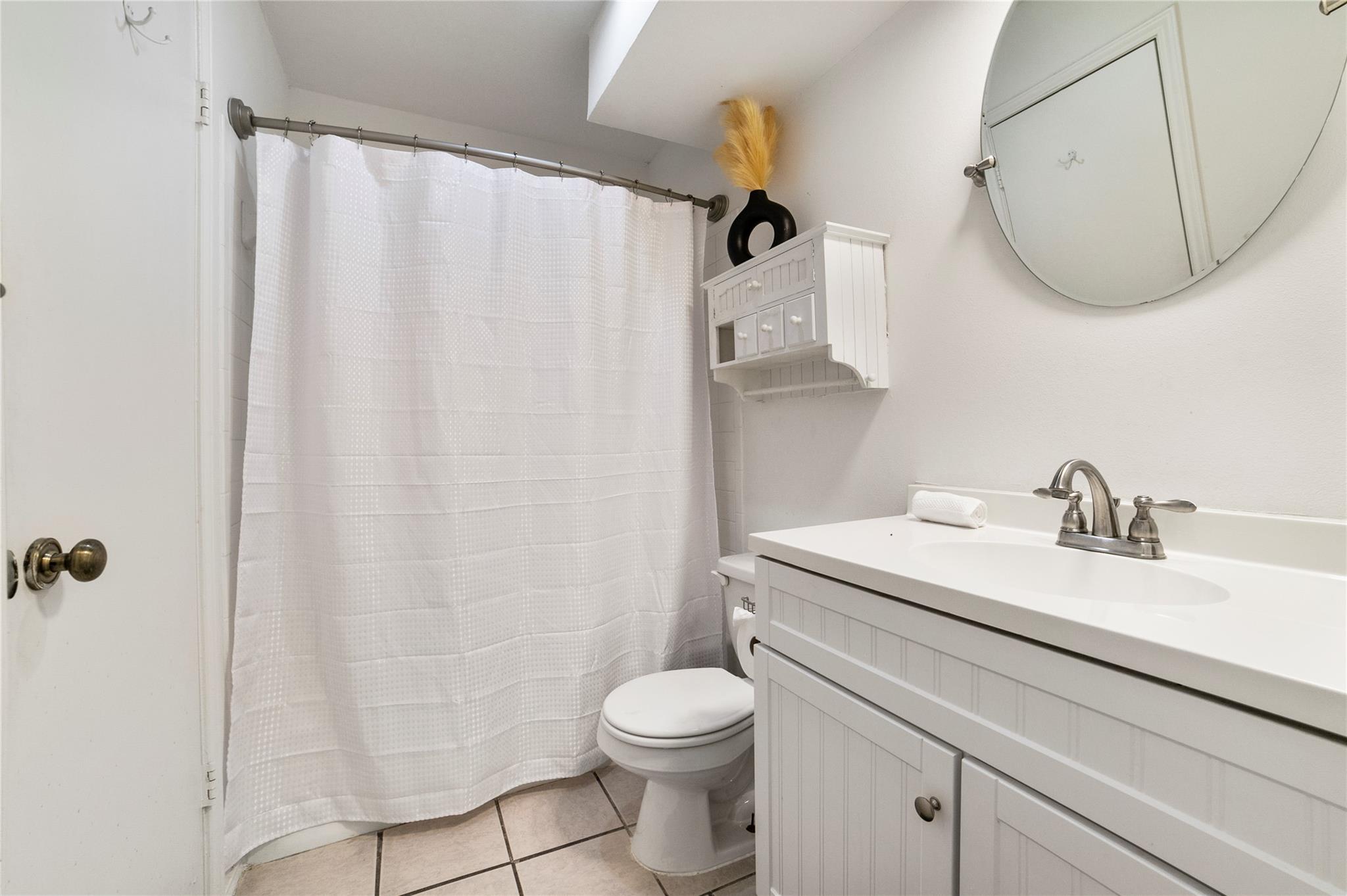 2009 Kenneth Ave # A, Austin, TX 78741