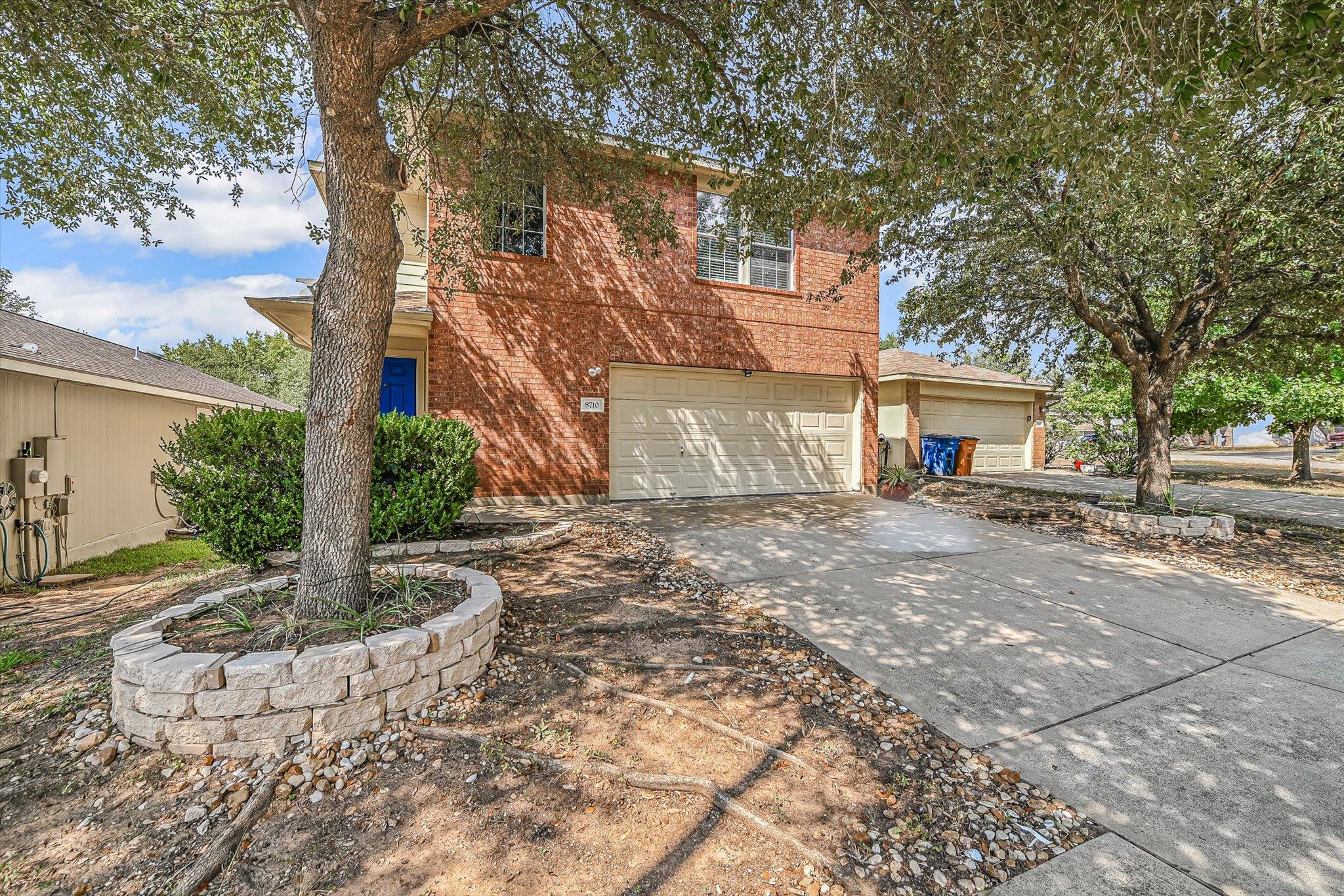 8710 Davis Oaks Trl, Austin, TX 78748