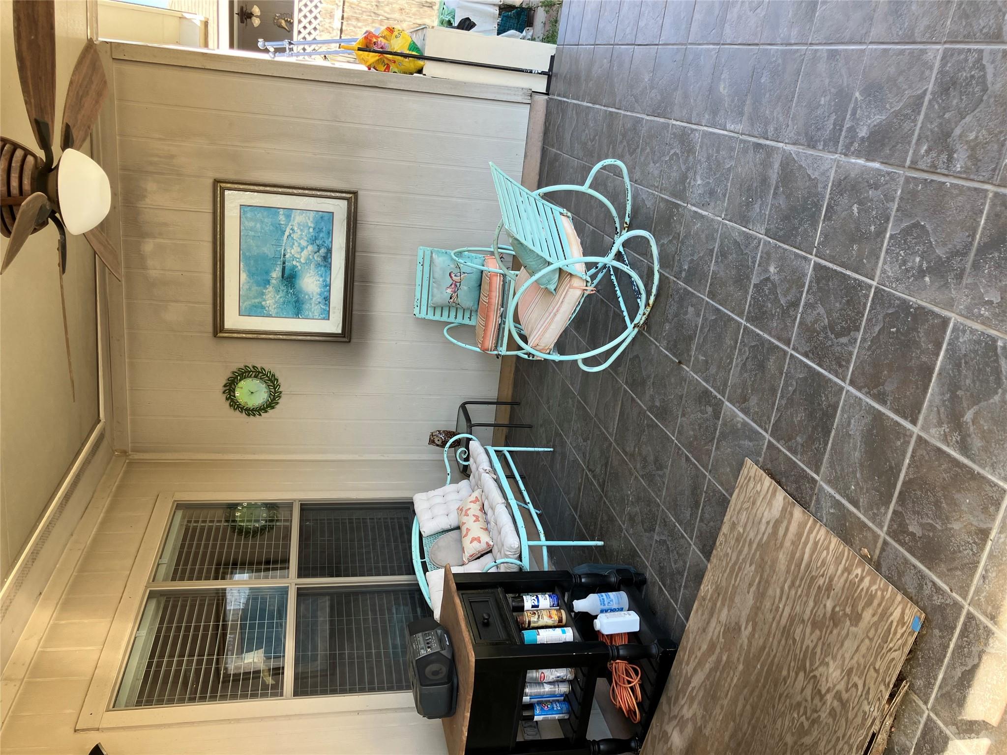 250 Engineers Pass, Jarrell, TX 76537