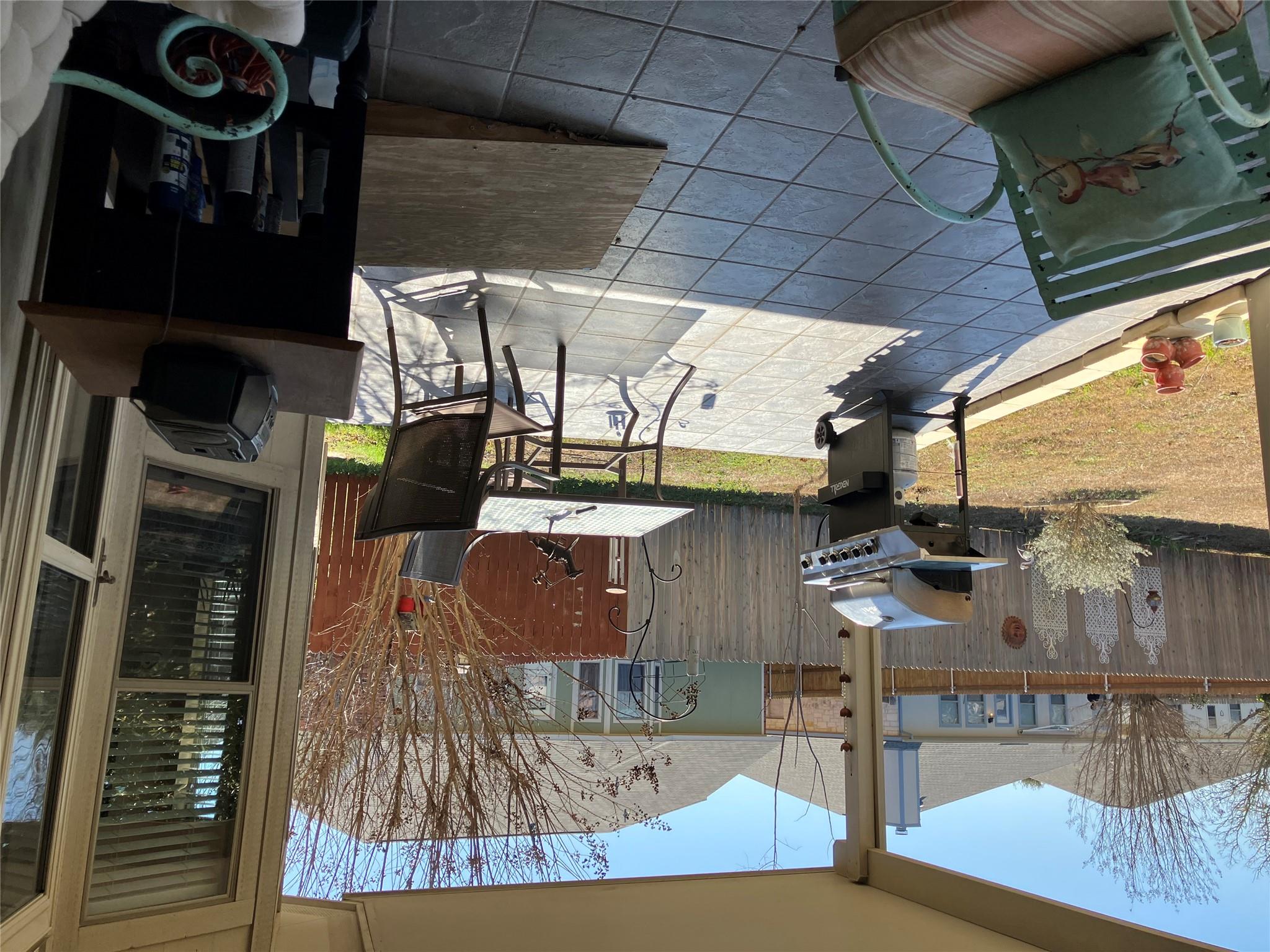 250 Engineers Pass, Jarrell, TX 76537