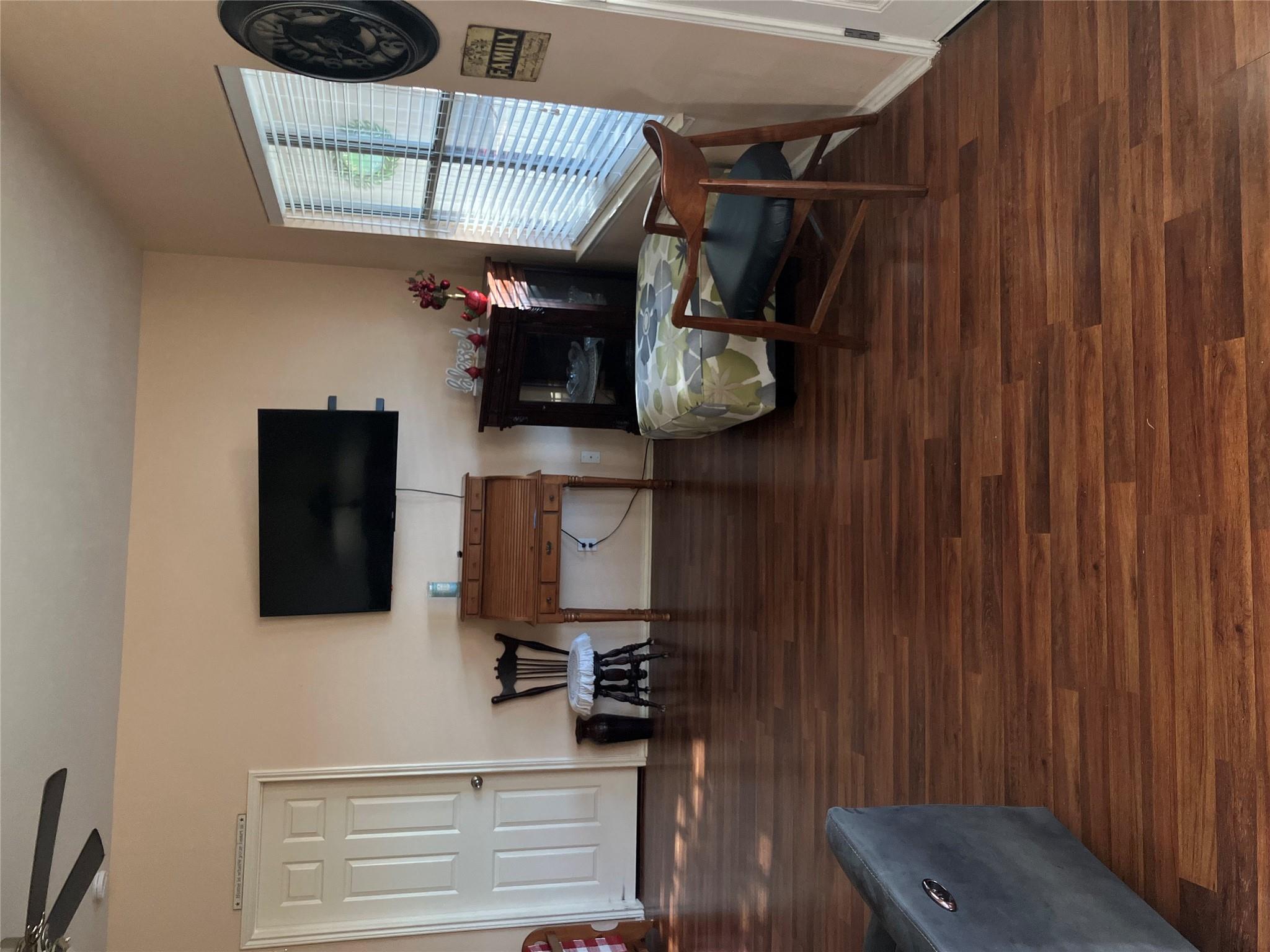 250 Engineers Pass, Jarrell, TX 76537