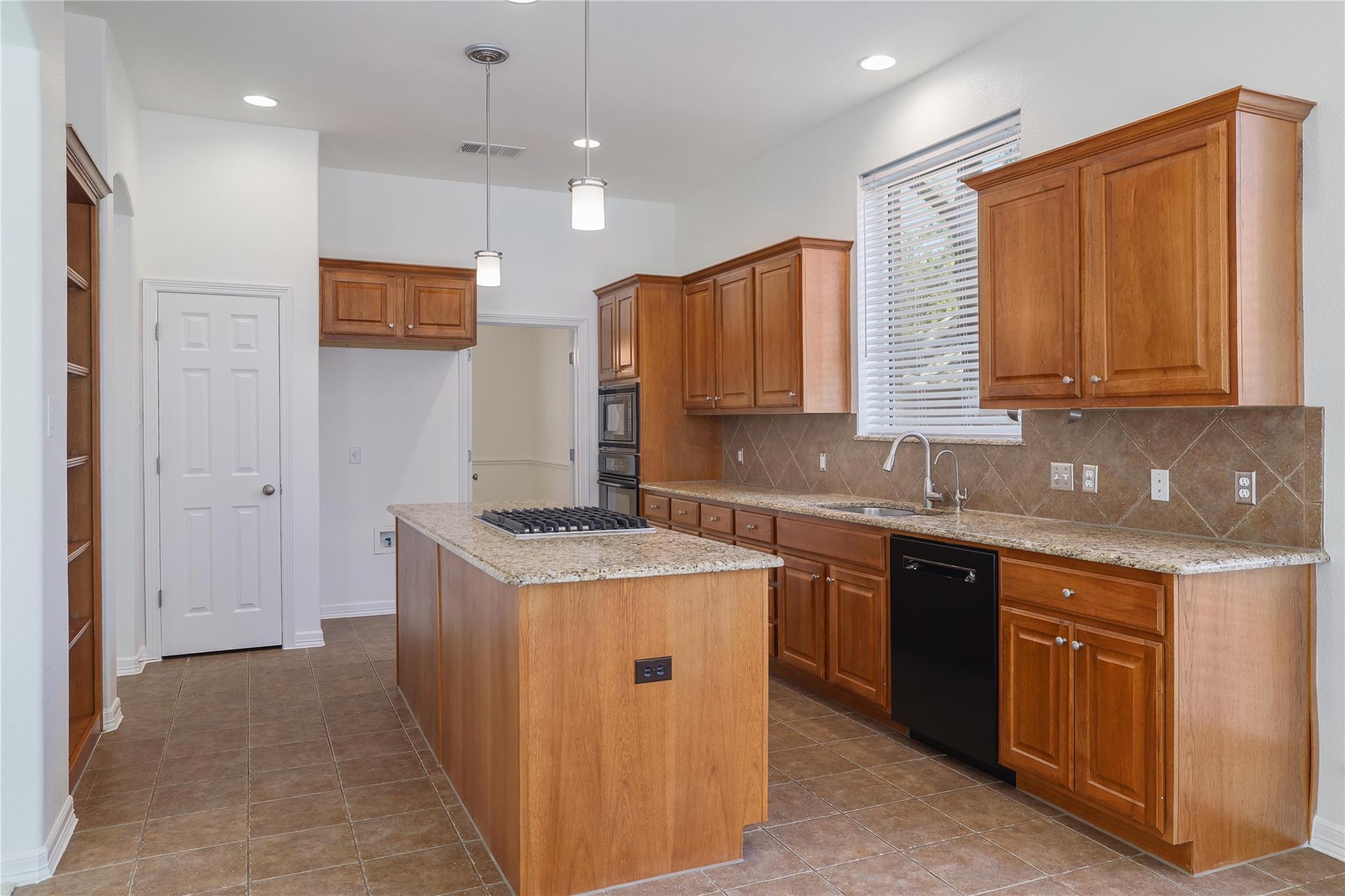 18933 Colonial Manor Ln, Pflugerville, TX 78660