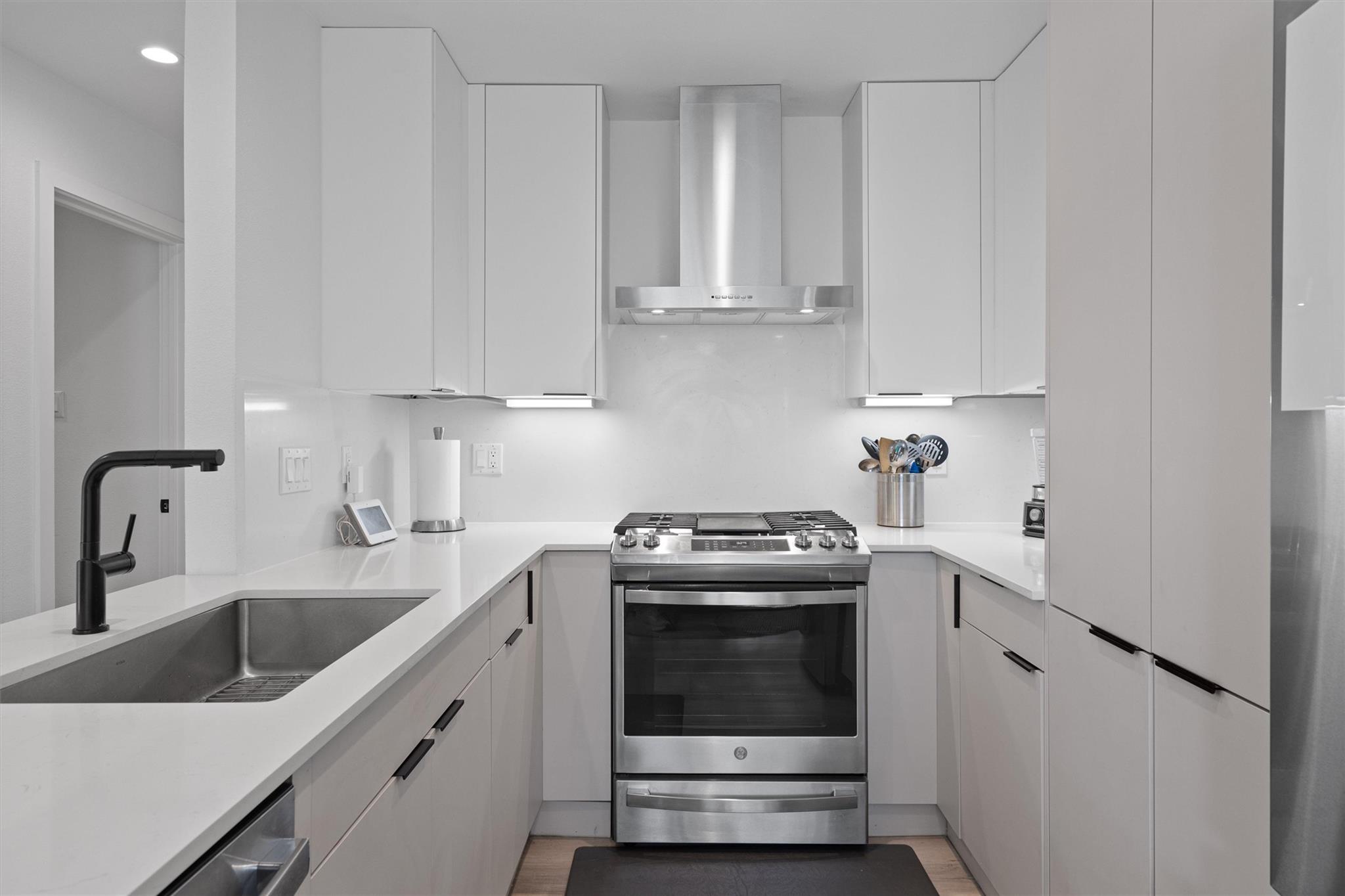 1901 Albury Cv # D, Austin, TX 78758