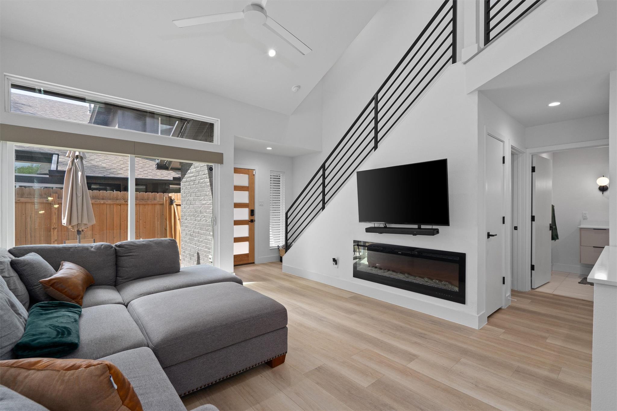 1901 Albury Cv # D, Austin, TX 78758