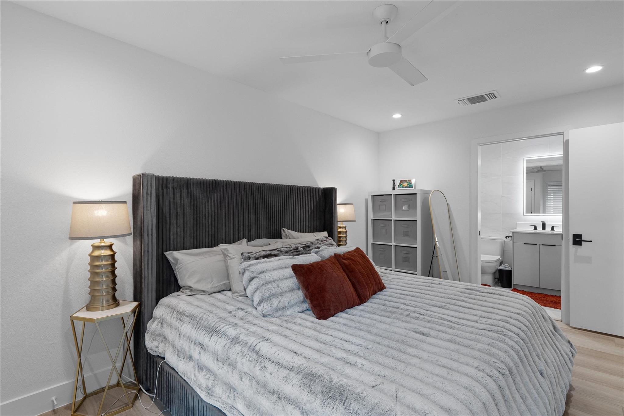 1901 Albury Cv # D, Austin, TX 78758