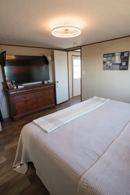 1096 County Road 447, Waelder, TX 78959