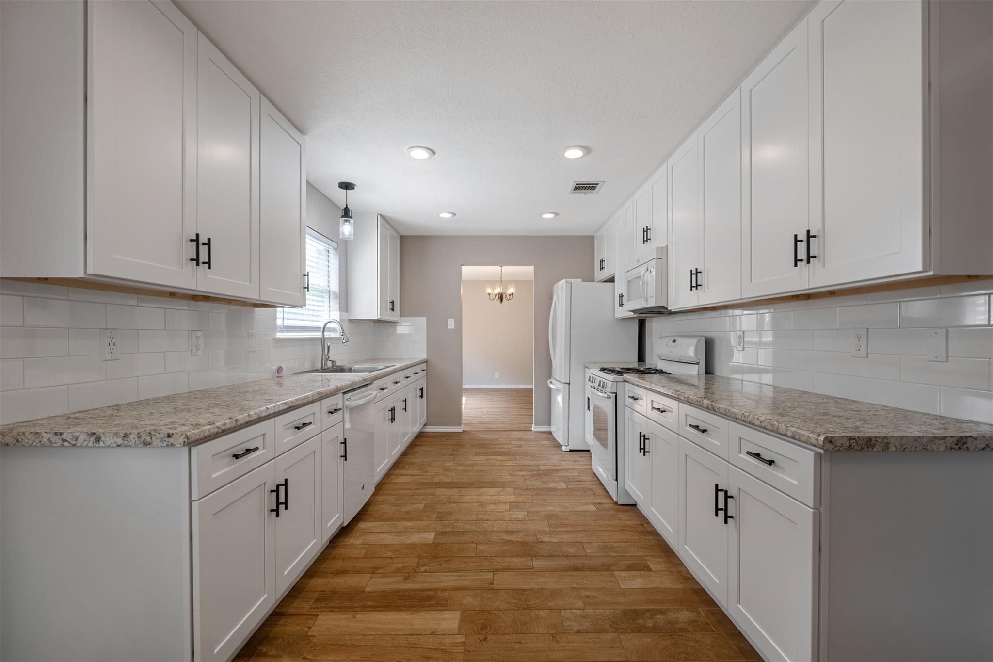 16409 Port Hood Dr, Leander, TX 78641