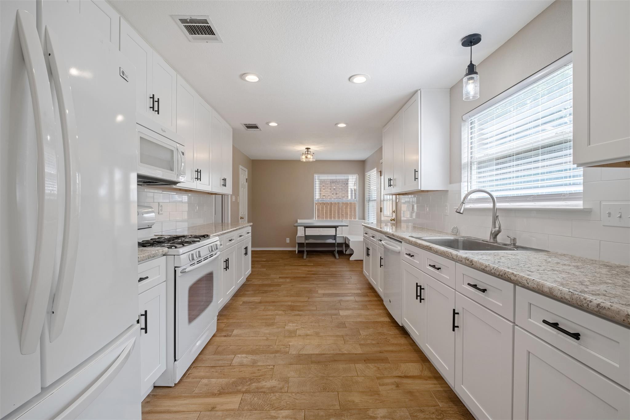 16409 Port Hood Dr, Leander, TX 78641