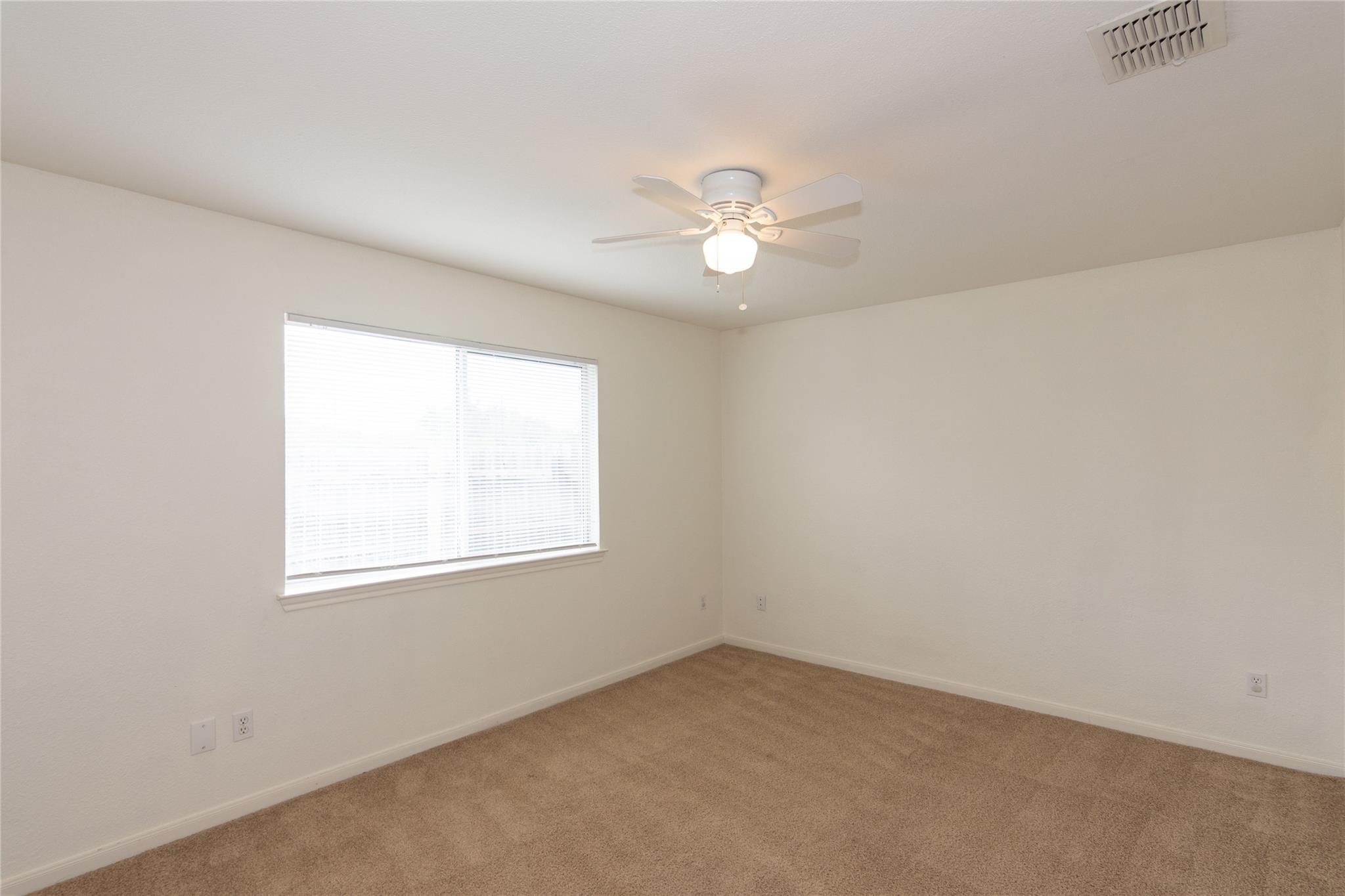 203 Axis Deer Trl, Hutto, TX 78634