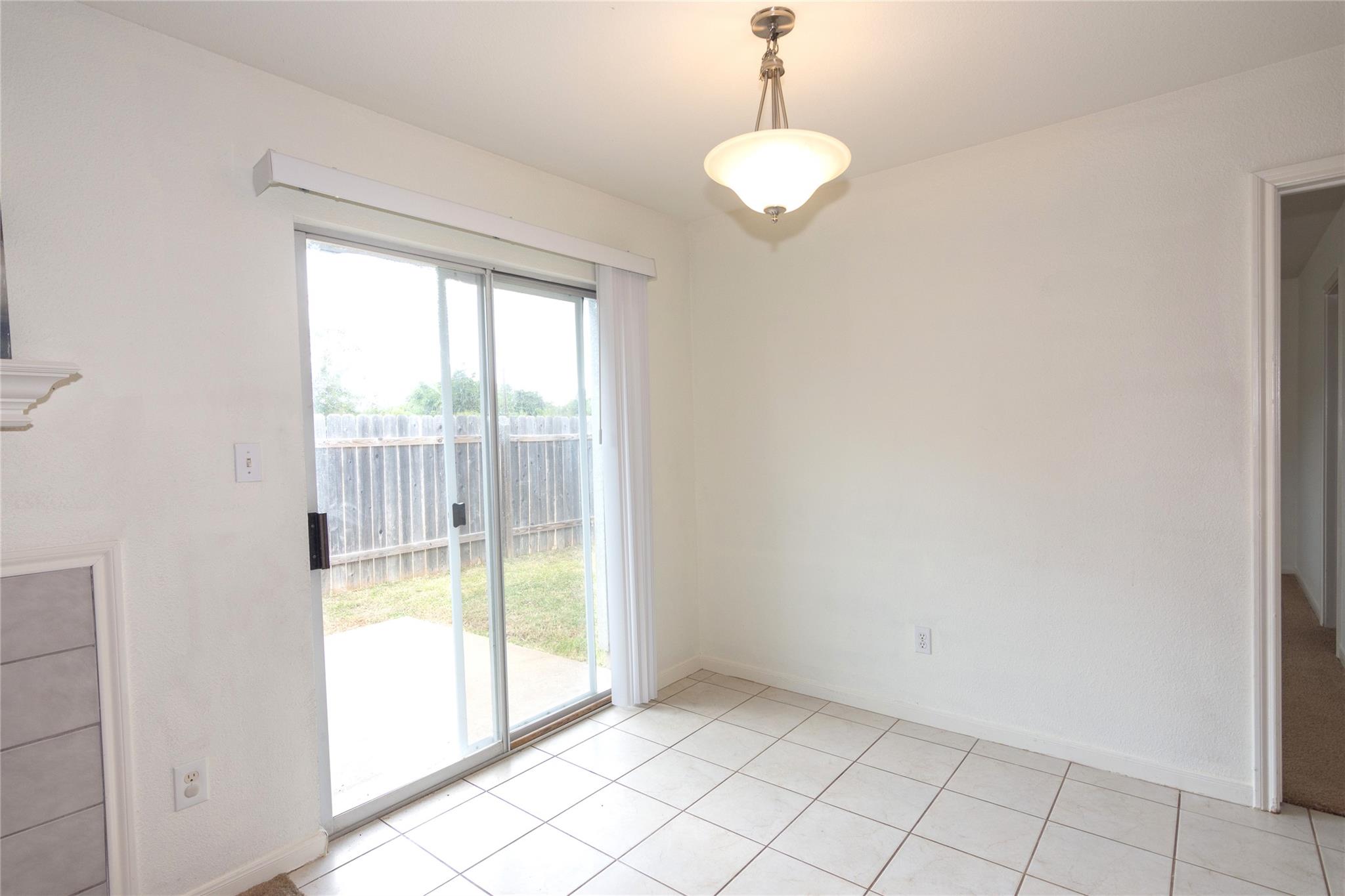 203 Axis Deer Trl, Hutto, TX 78634