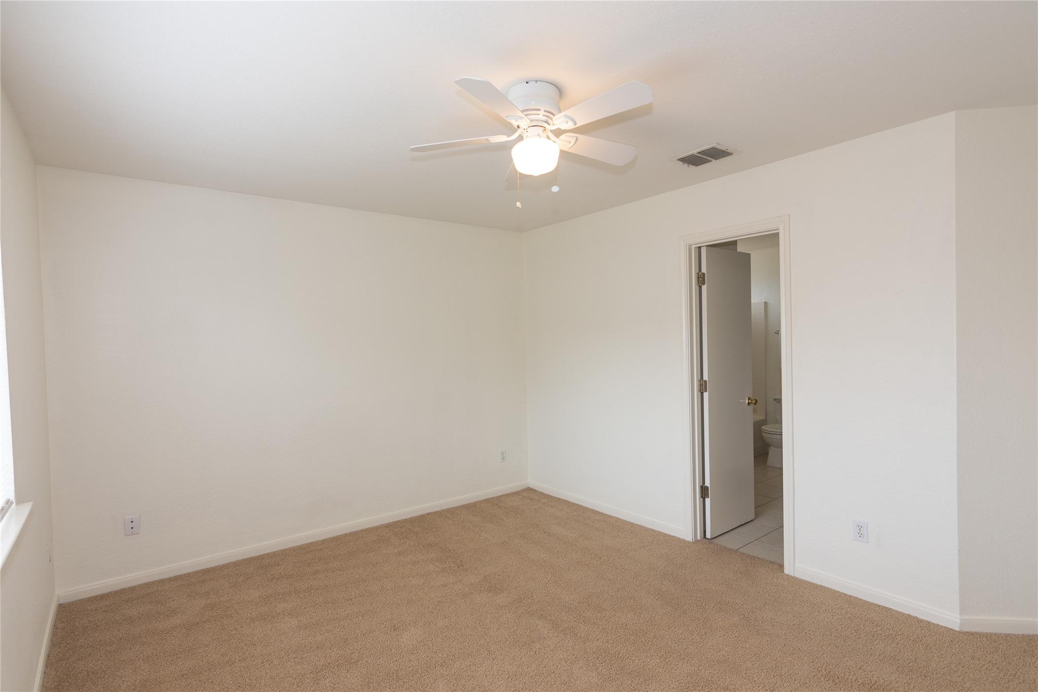 203 Axis Deer Trl, Hutto, TX 78634