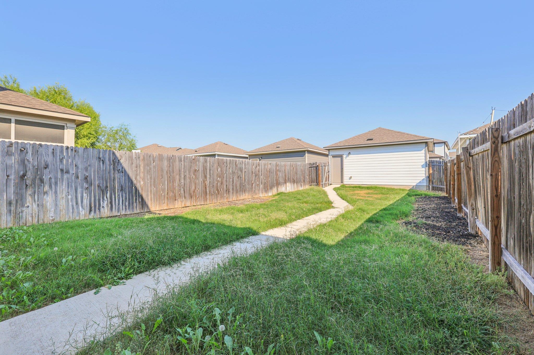 1737 Fountain Bridge Dr, Leander, TX 78641