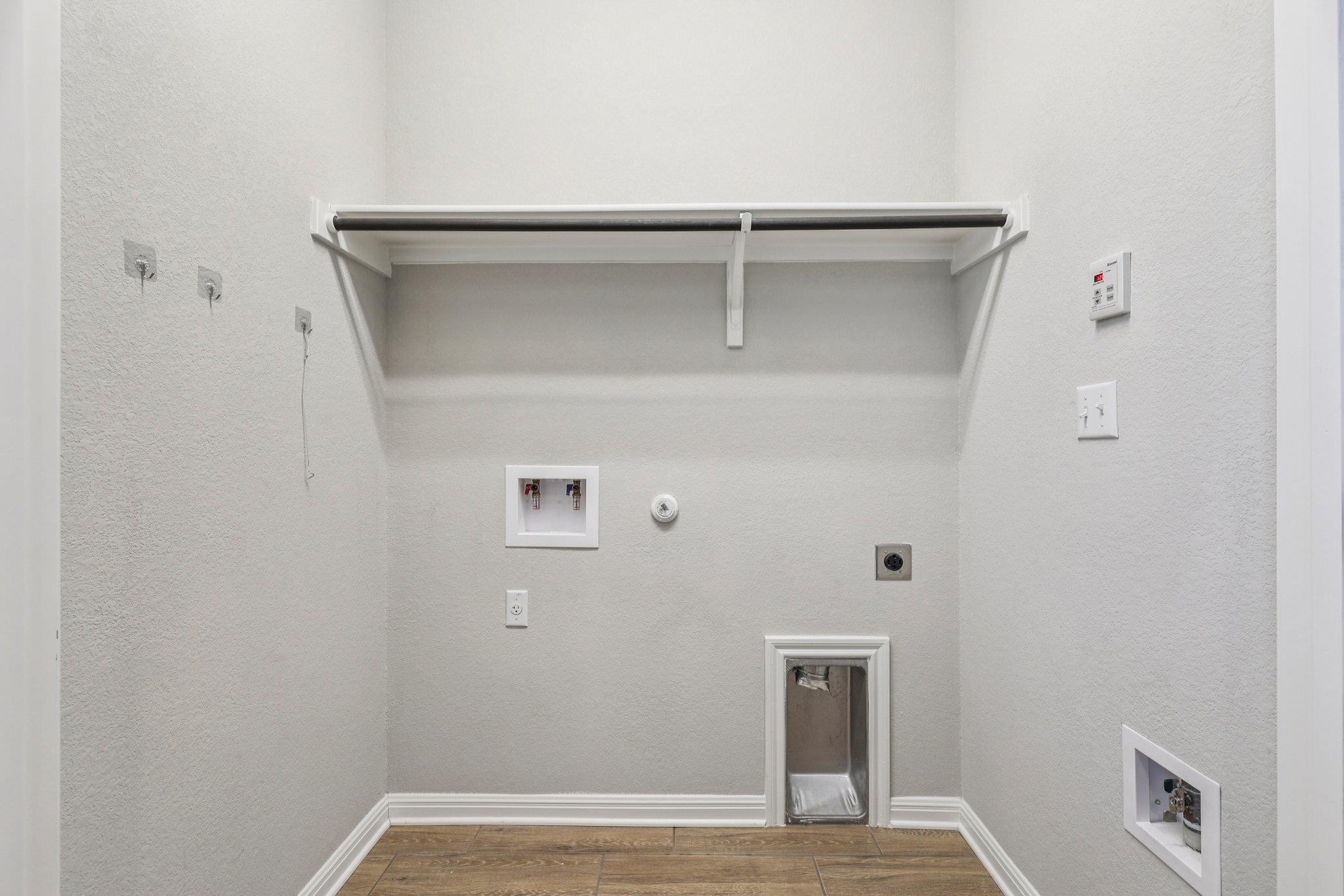 1737 Fountain Bridge Dr, Leander, TX 78641