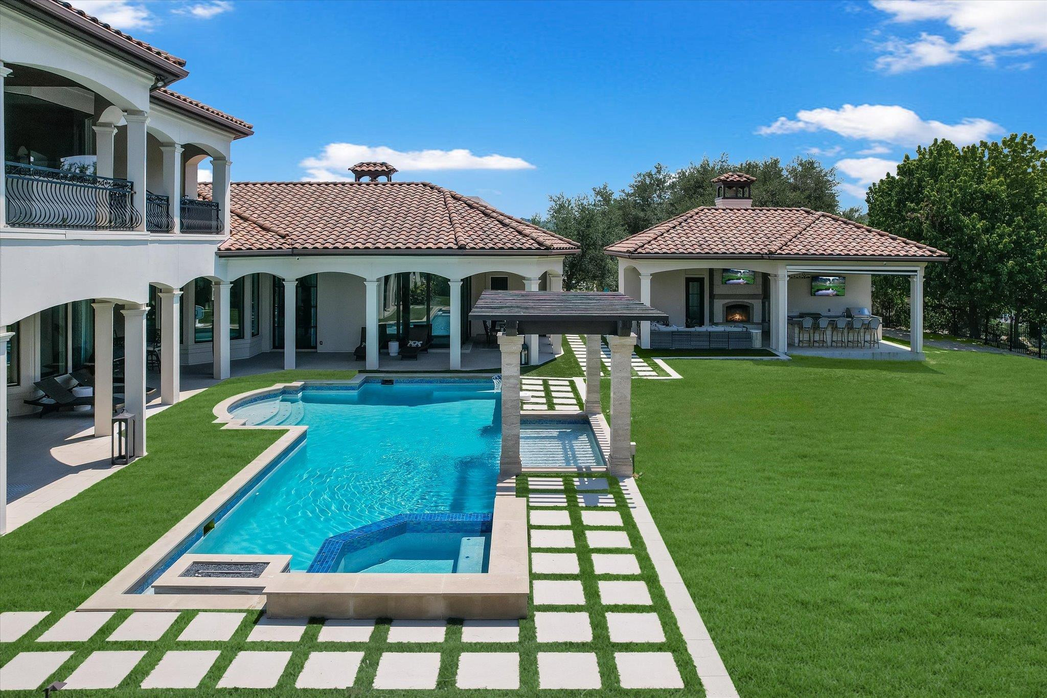 14132 Flat Top Ranch Rd, Austin, TX 78732