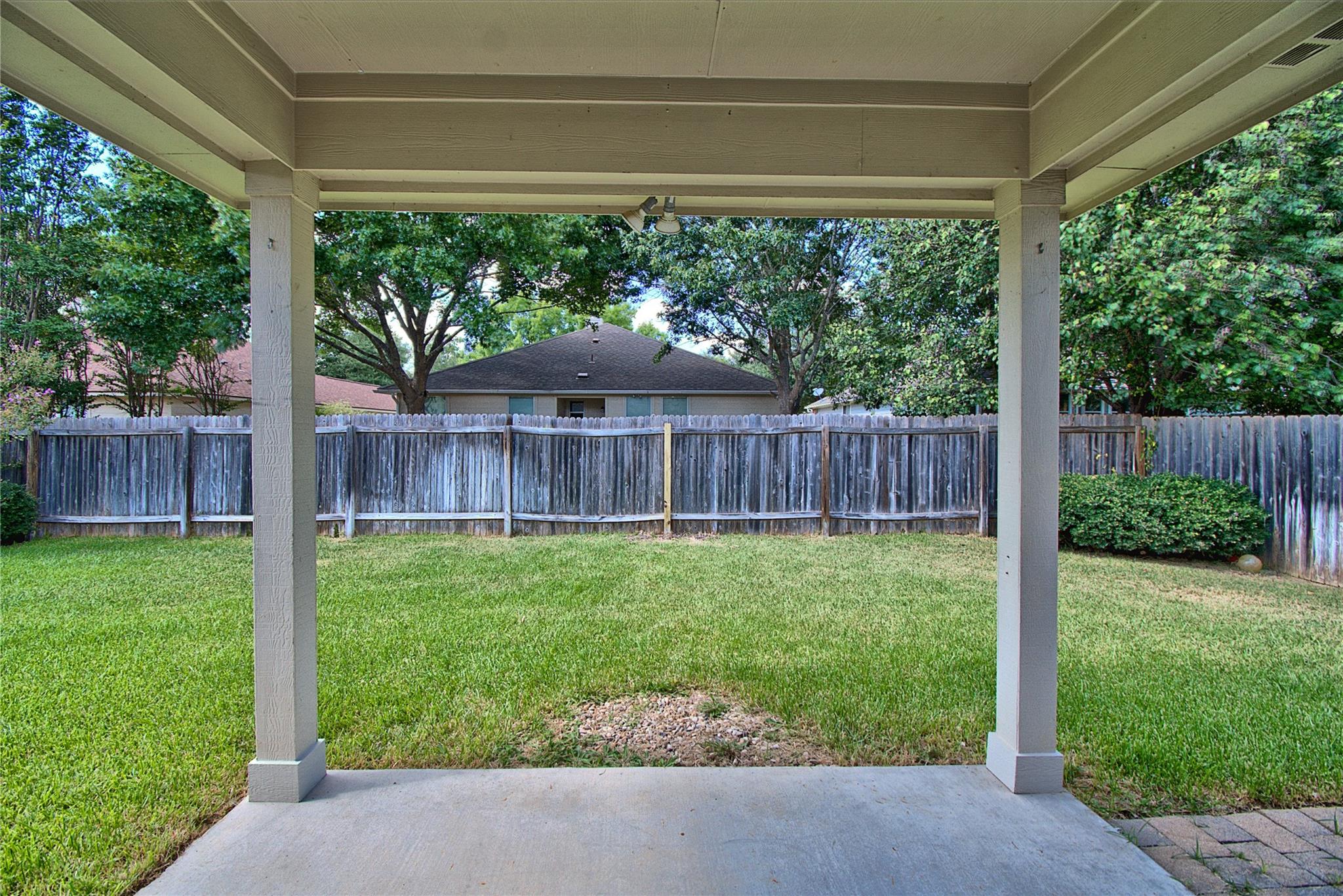 7749 Squirrel Hollow Dr, Georgetown, TX 78628